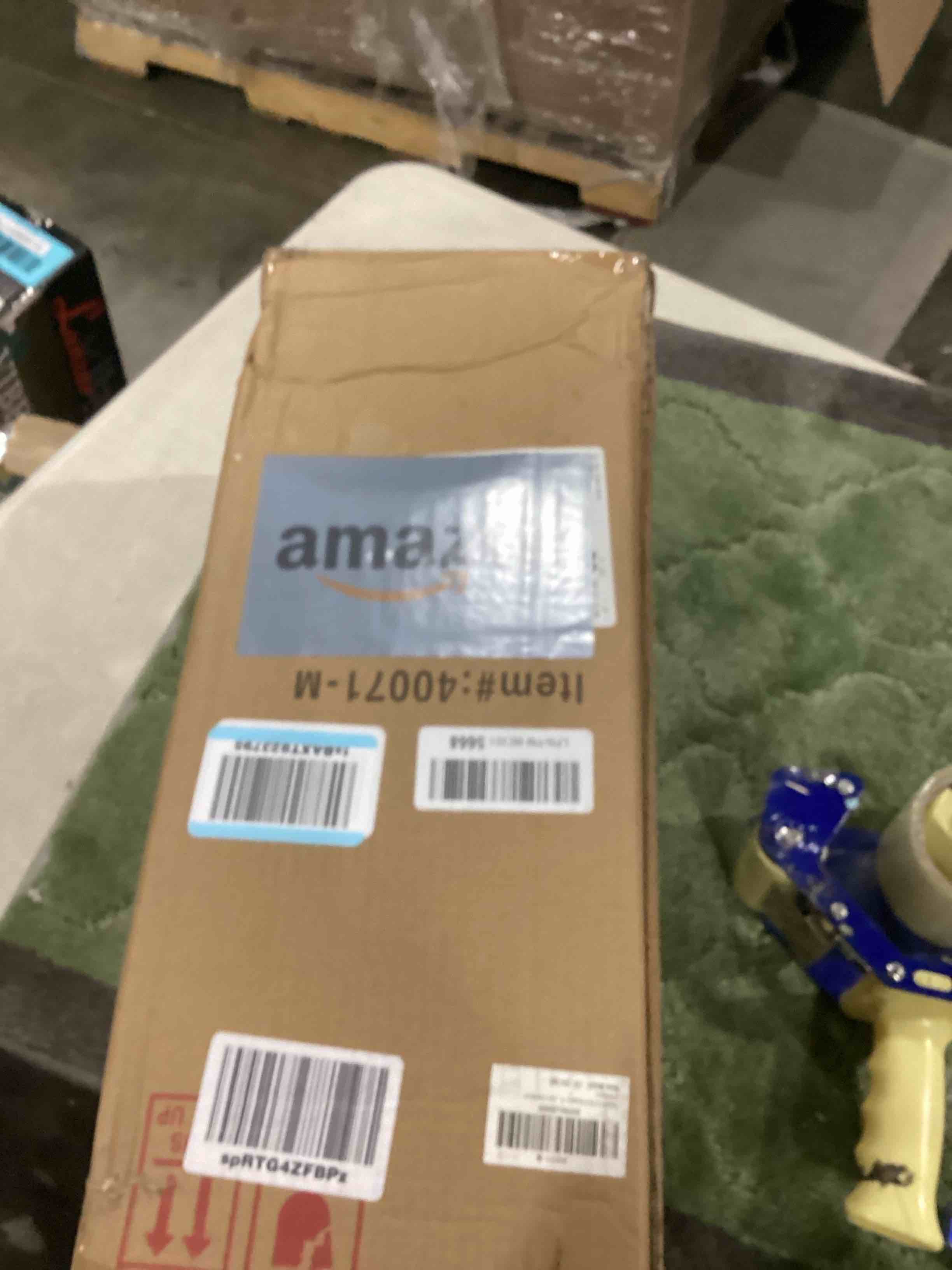 https://s3.amazonaws.com/lotting-images-prod/bidfta/ORG6870787_1732035510303.jpeg
