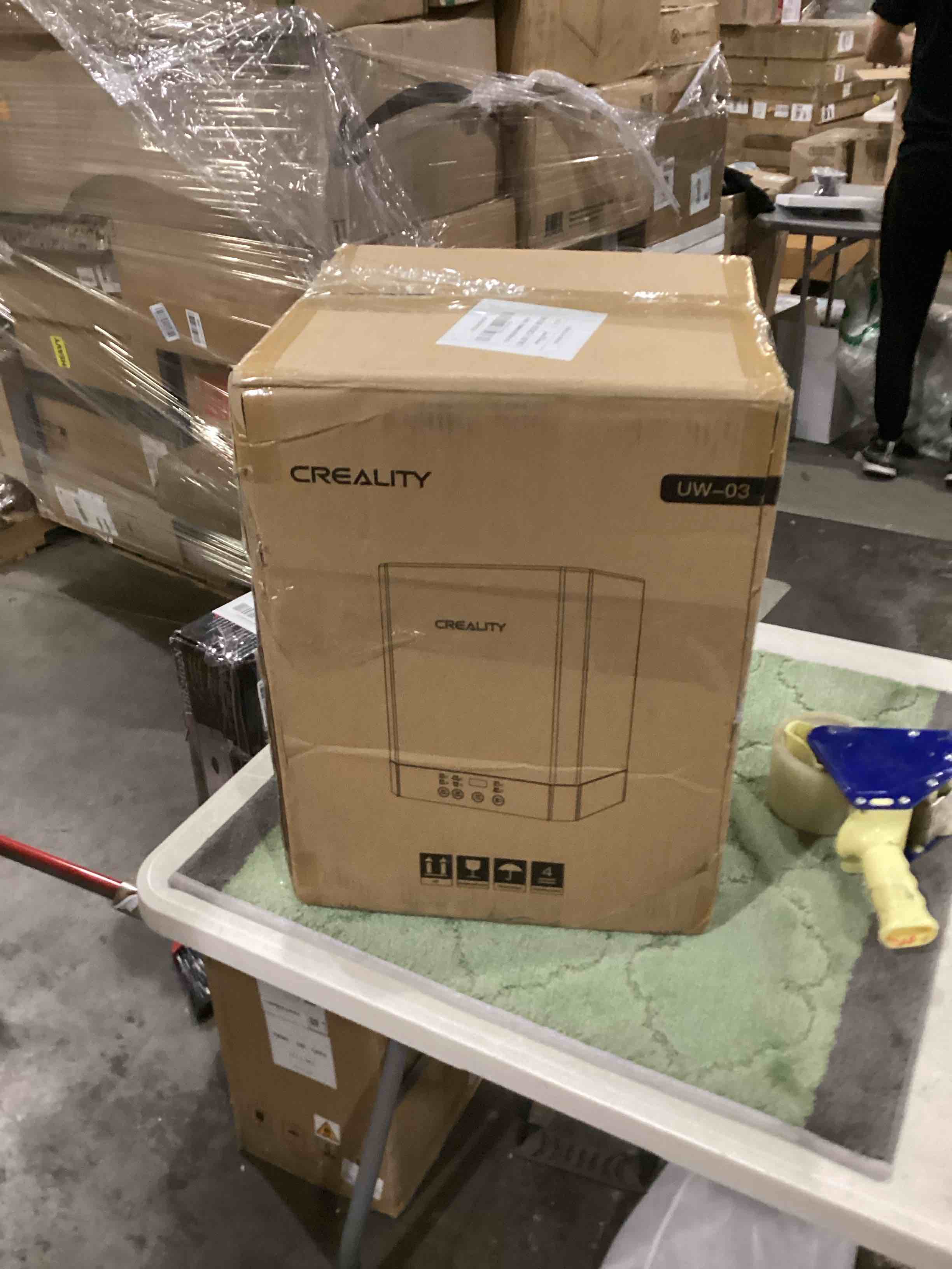 https://s3.amazonaws.com/lotting-images-prod/bidfta/ORG6871134_1732283727442.jpeg