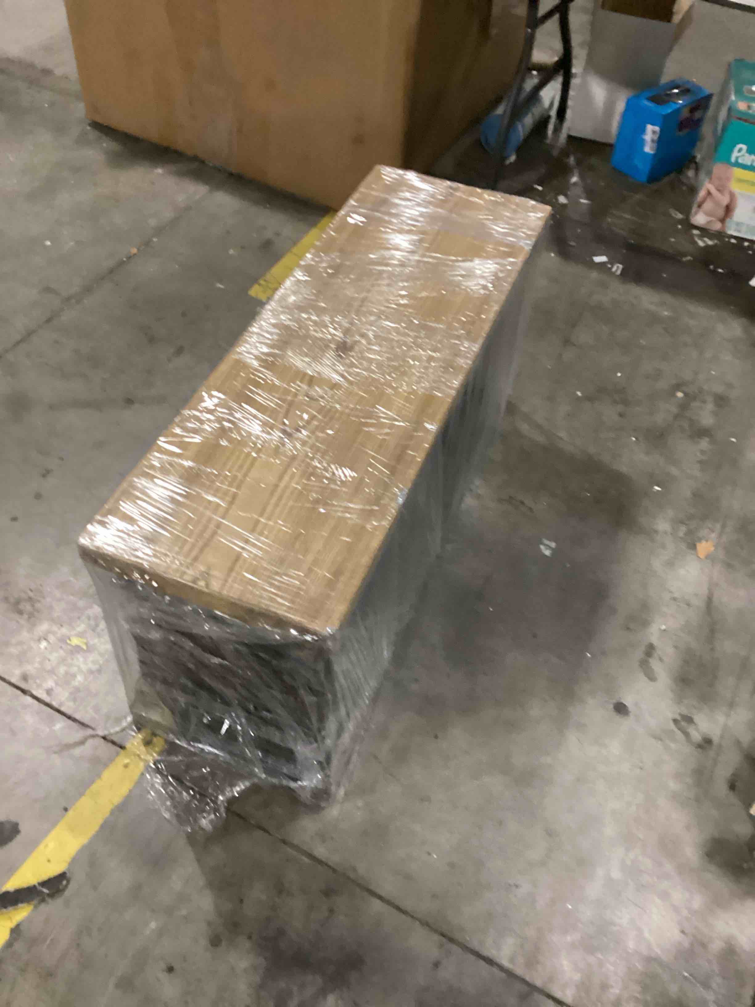 https://s3.amazonaws.com/lotting-images-prod/bidfta/ORG6871382_1732718290432.jpeg