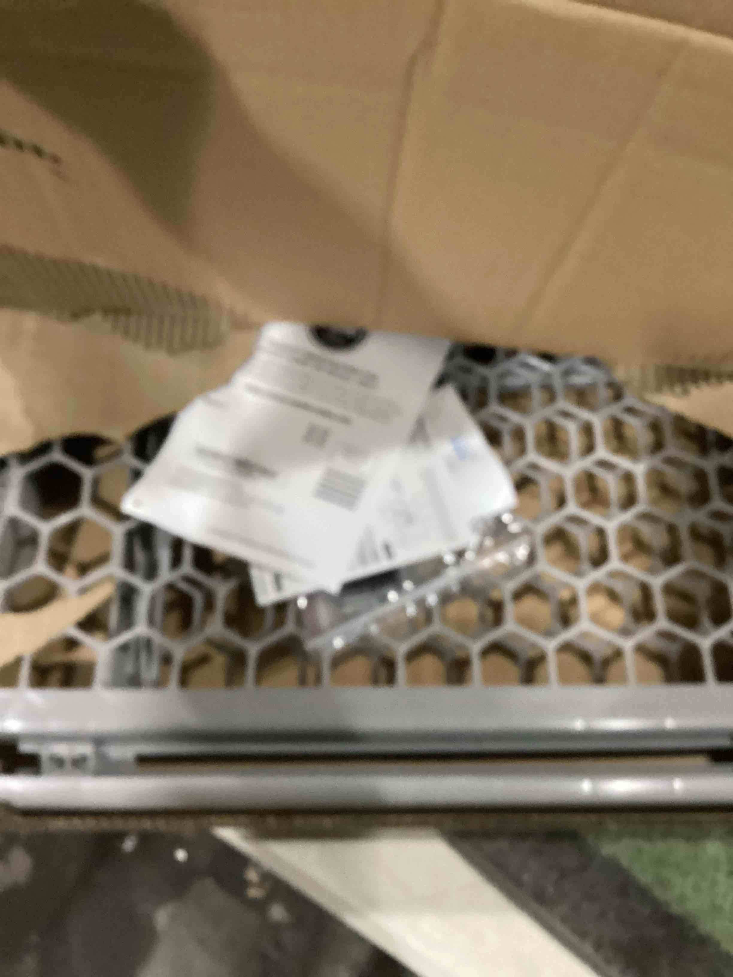 https://s3.amazonaws.com/lotting-images-prod/bidfta/ORG6871499_1732894367969.jpeg
