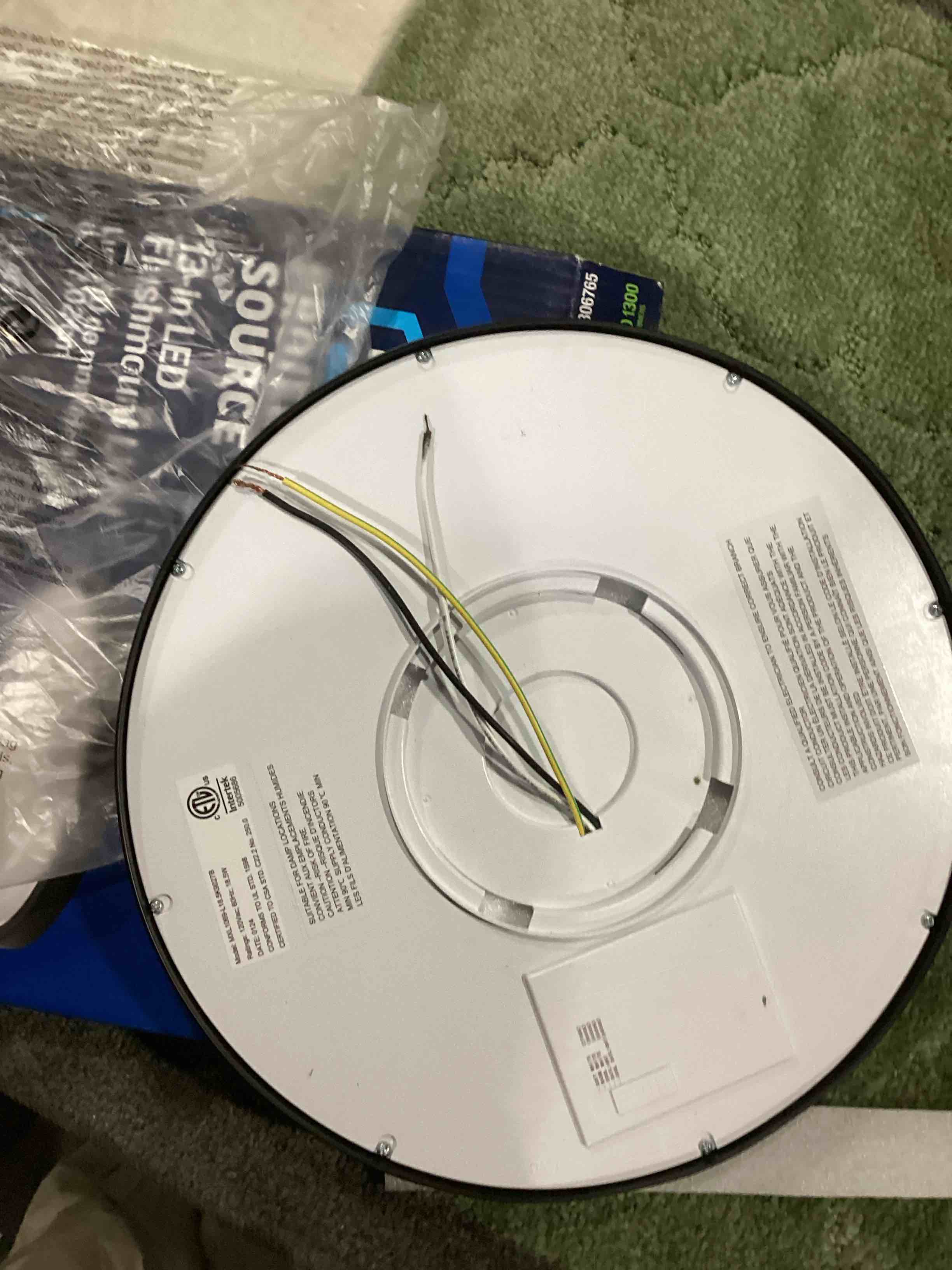 https://s3.amazonaws.com/lotting-images-prod/bidfta/ORG6871612_1733161158825.jpeg