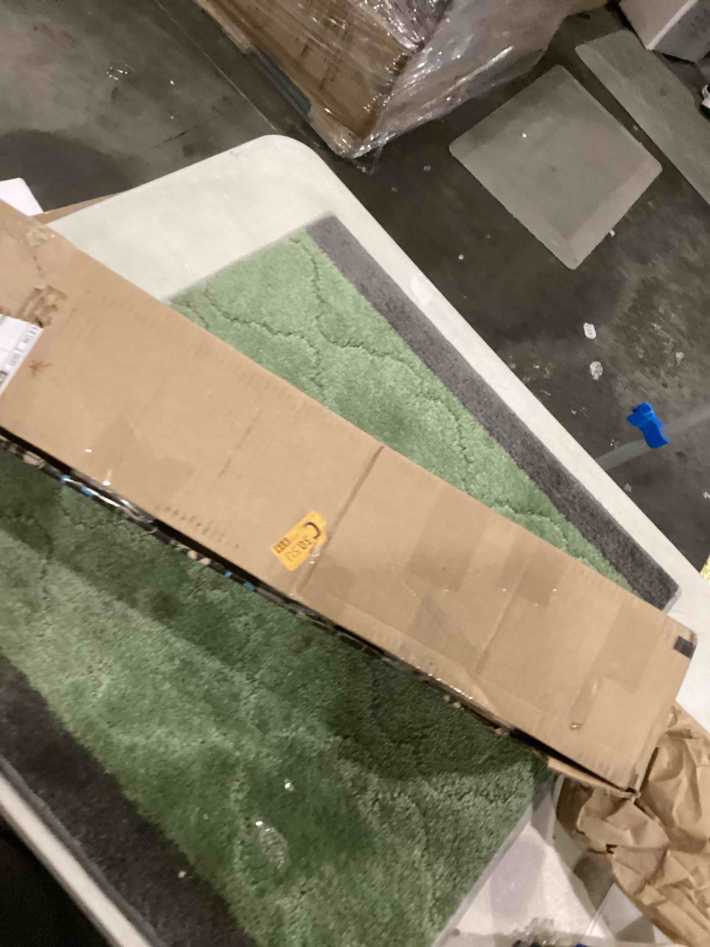 https://s3.amazonaws.com/lotting-images-prod/bidfta/ORG6871774_1733317305593.jpeg