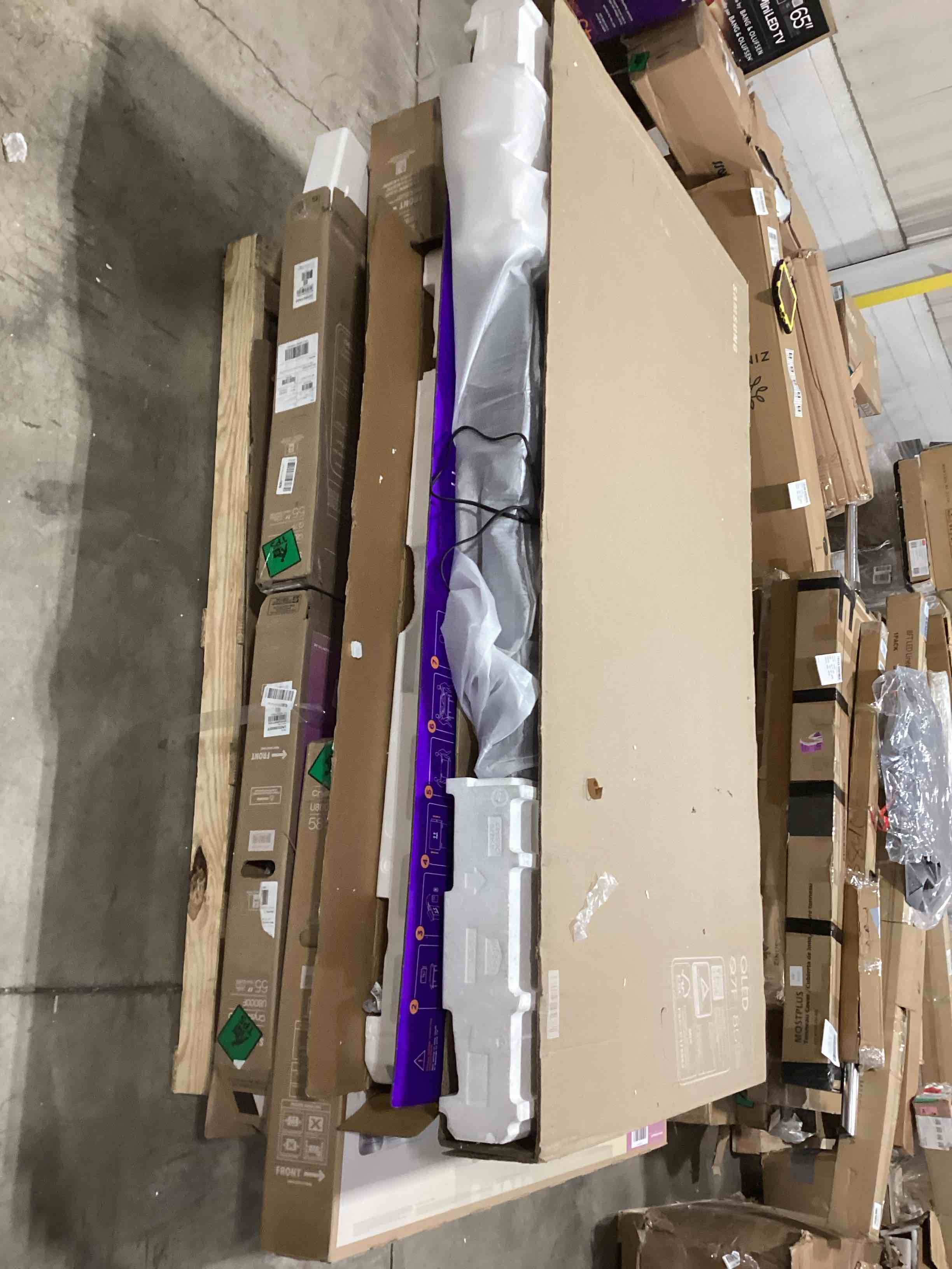 misc broken tvs for pieces and parts