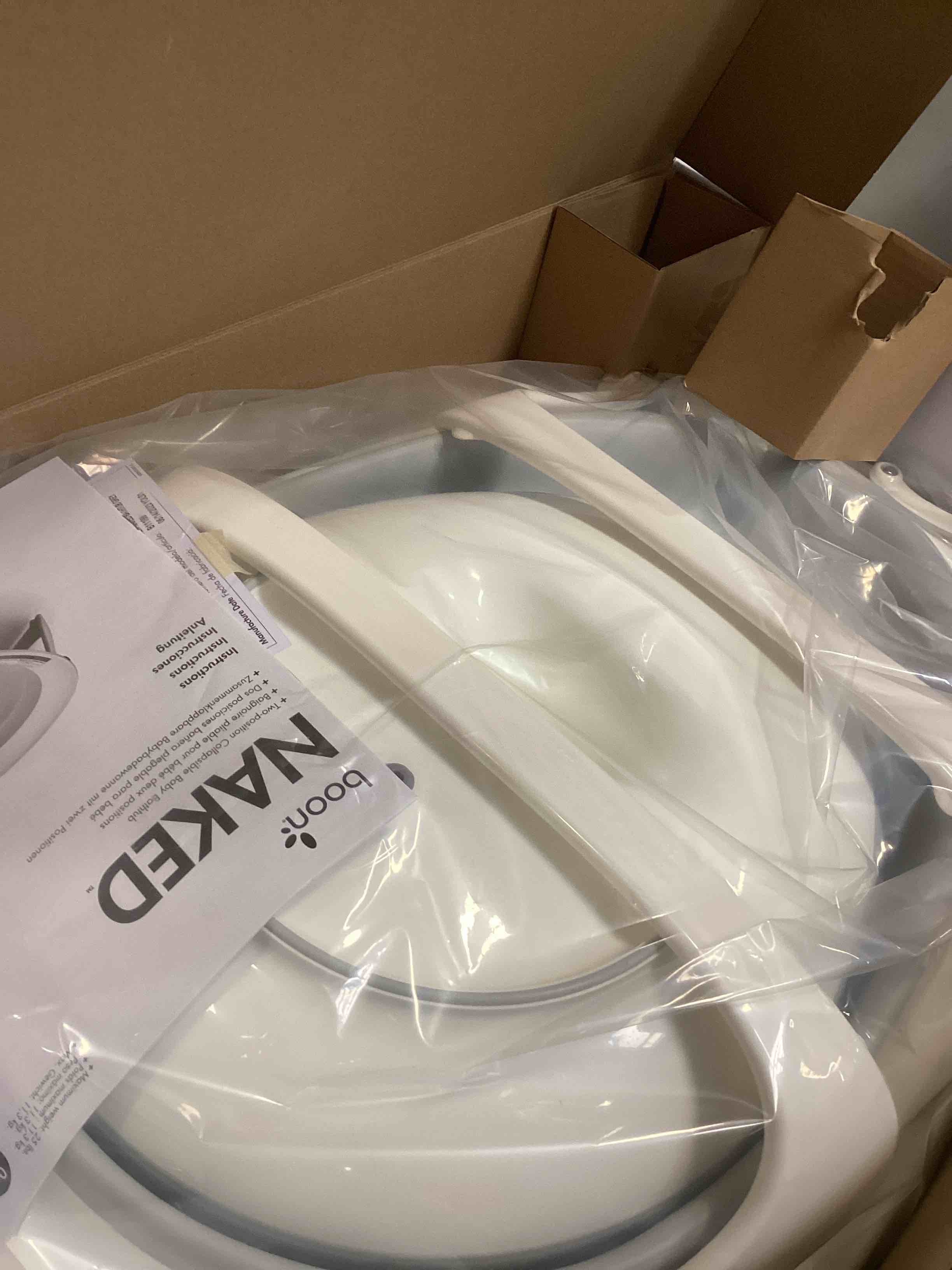 https://s3.amazonaws.com/lotting-images-prod/bidfta/PNK0000009_1724160649621.jpeg