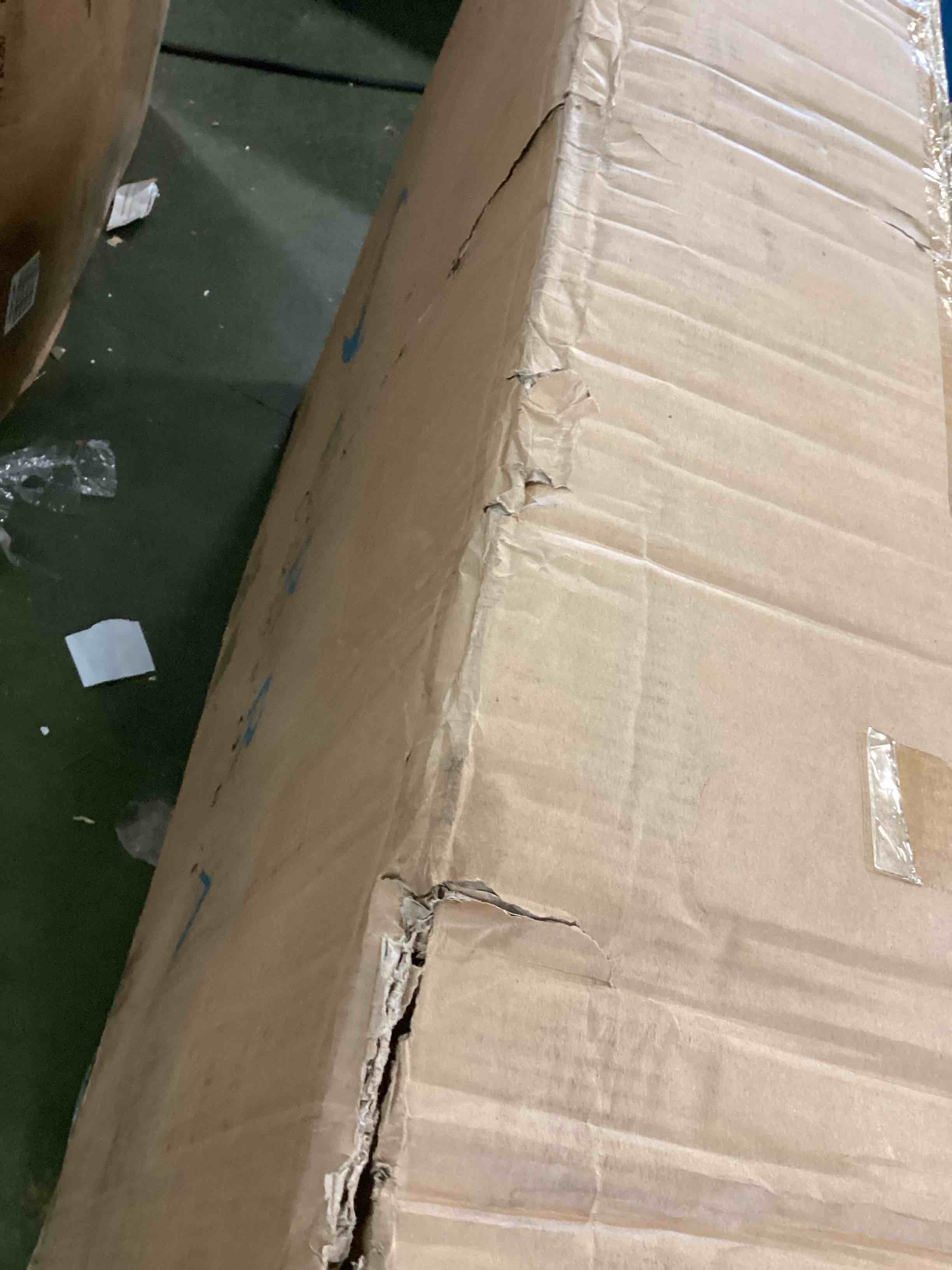 https://s3.amazonaws.com/lotting-images-prod/bidfta/PNK0000320_1723834356113.jpeg