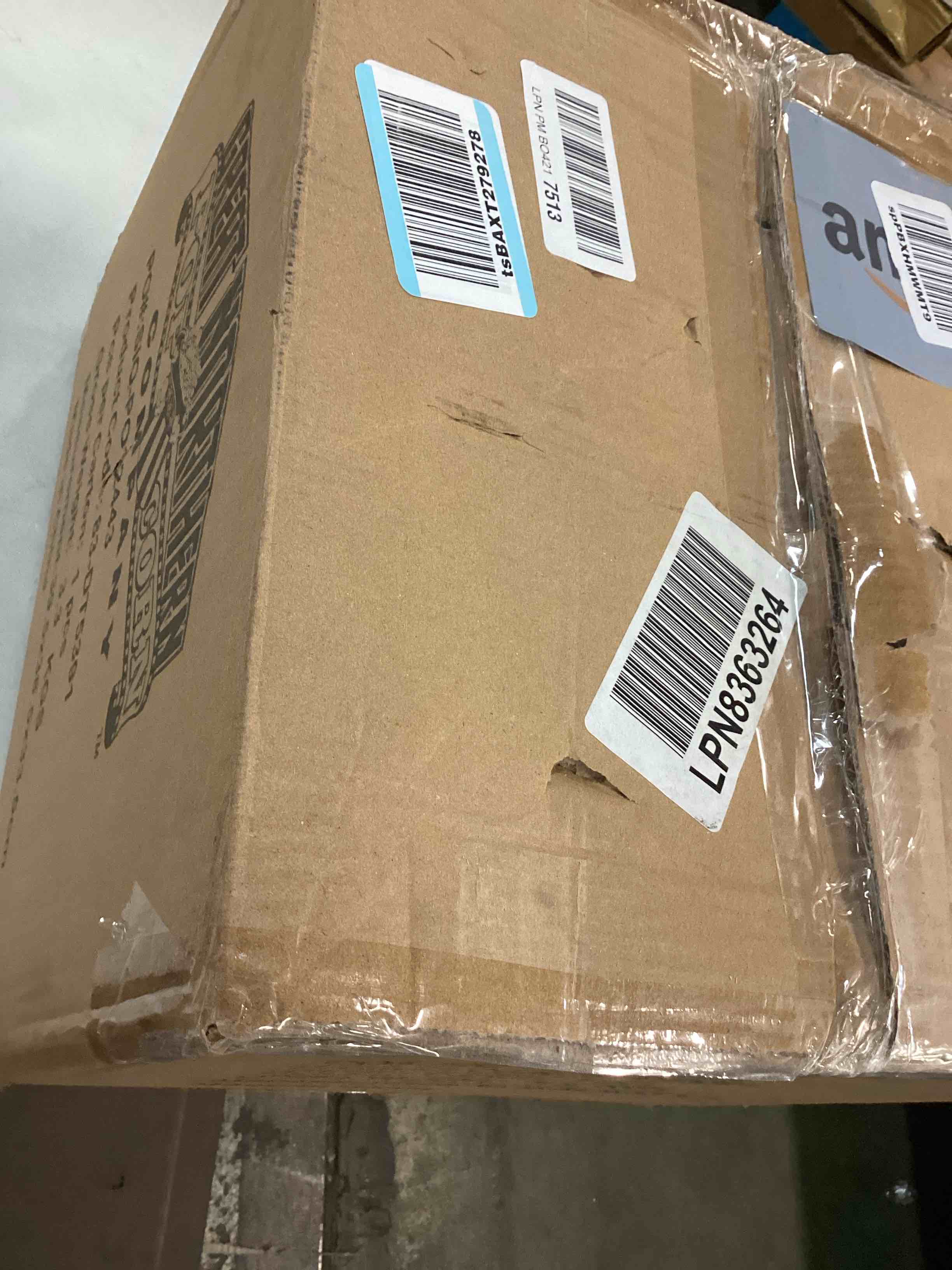https://s3.amazonaws.com/lotting-images-prod/bidfta/PNK0001228_1723234316354.jpeg