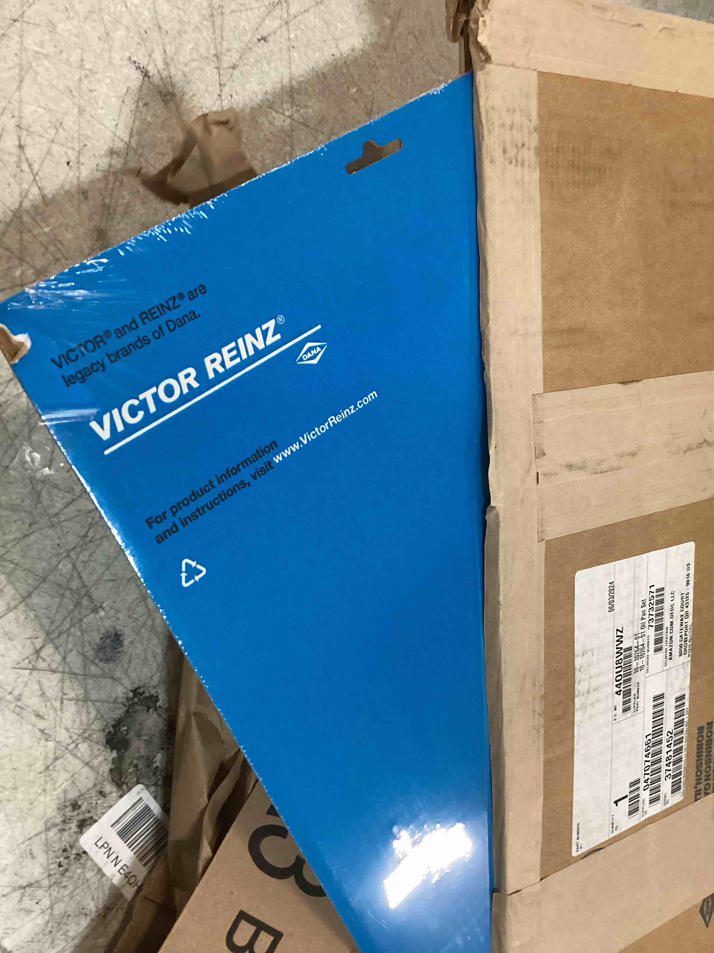 https://s3.amazonaws.com/lotting-images-prod/bidfta/PNK0001496_1723137716181.jpeg