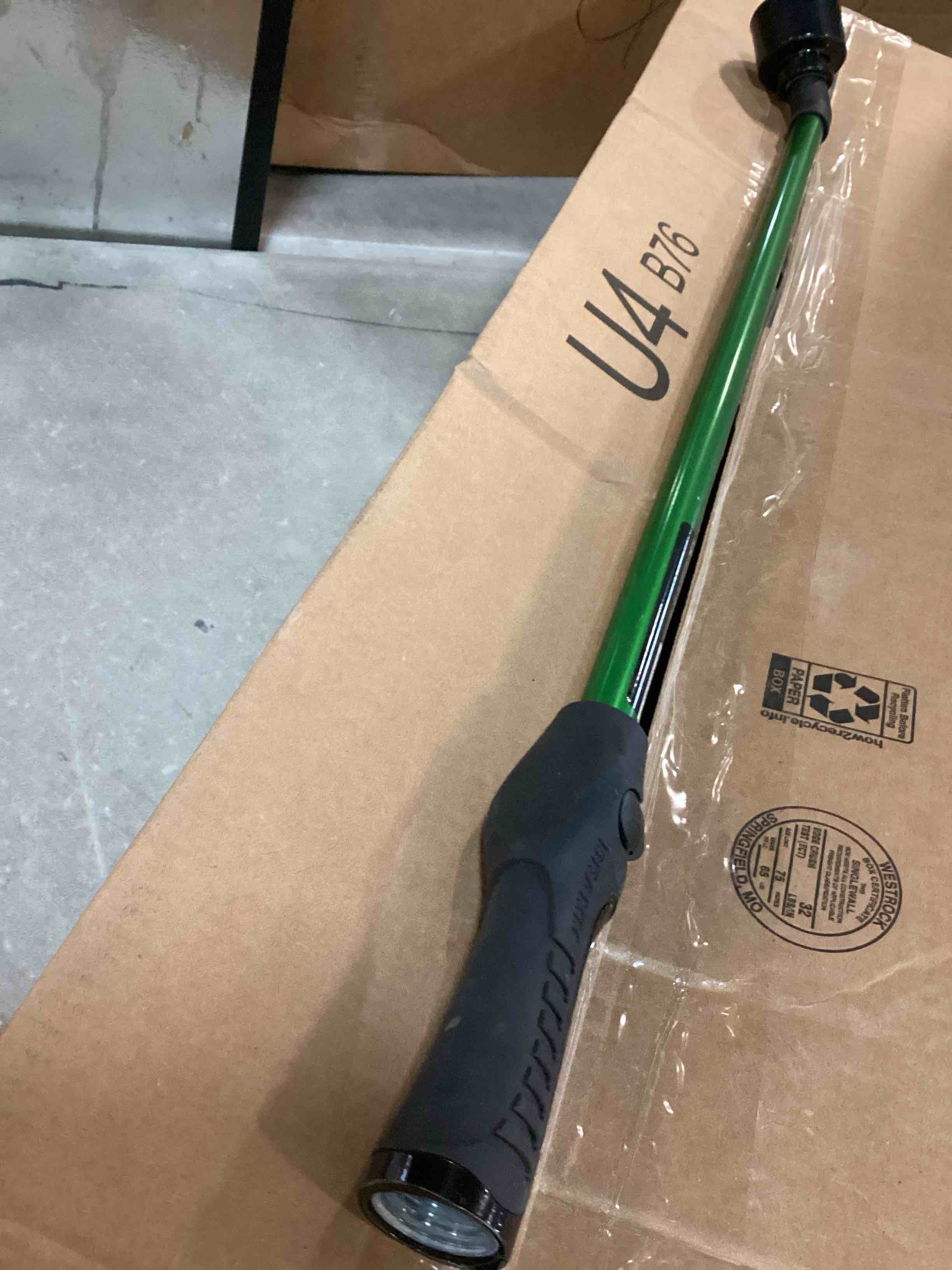https://s3.amazonaws.com/lotting-images-prod/bidfta/PNK0001827_1723037091083.jpeg
