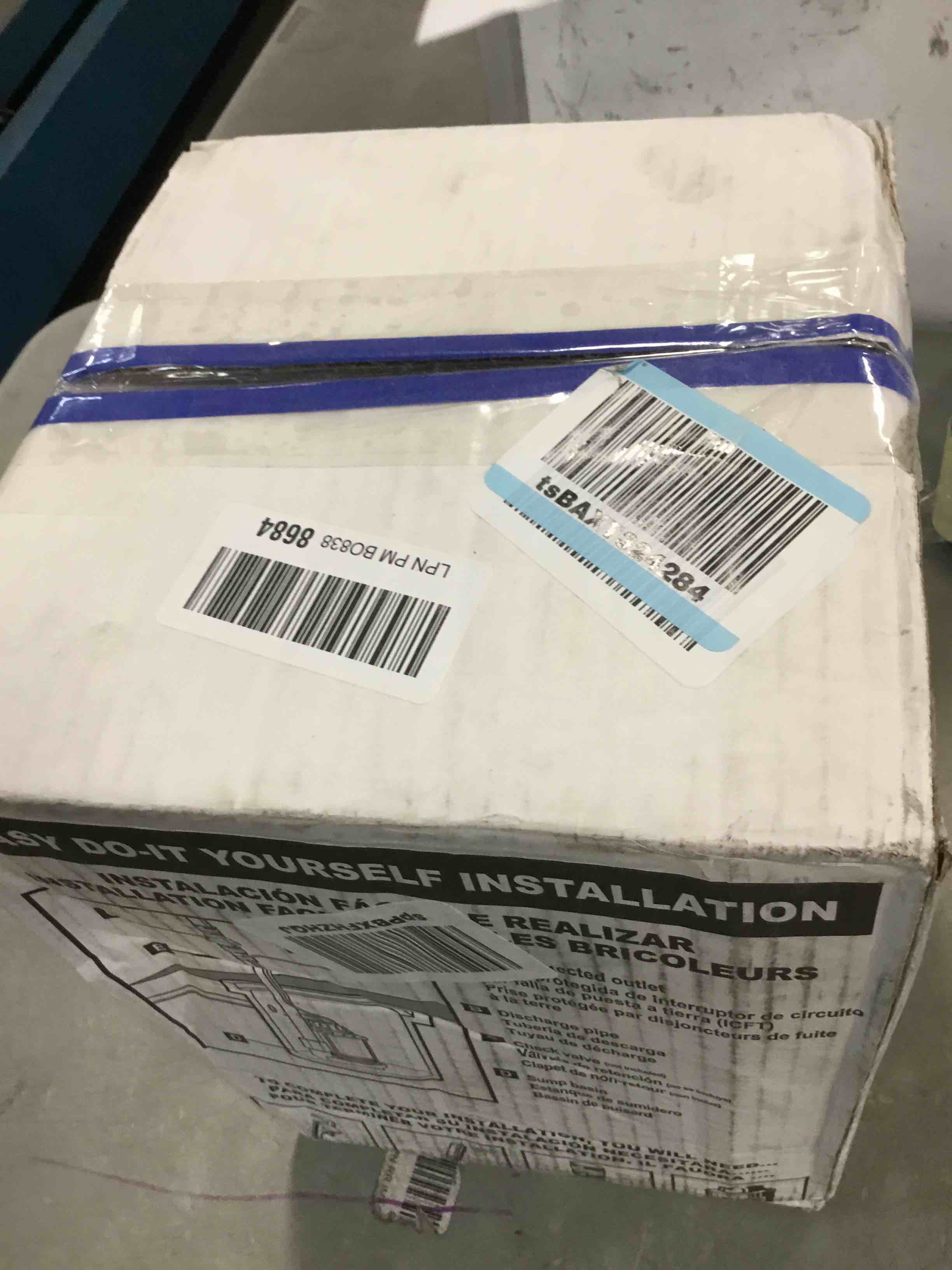 https://s3.amazonaws.com/lotting-images-prod/bidfta/PNK0002901_1723735119137.jpeg