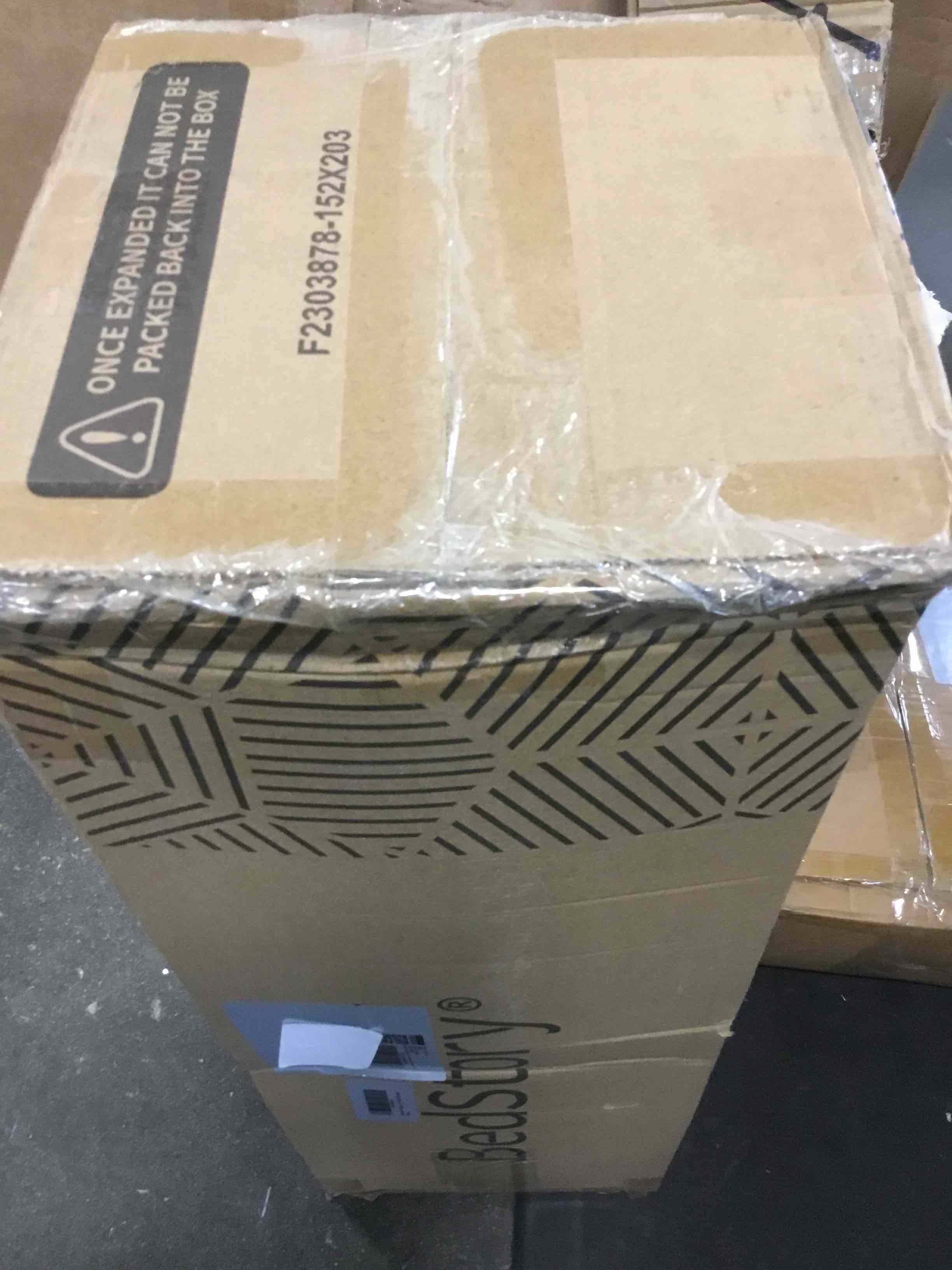 https://s3.amazonaws.com/lotting-images-prod/bidfta/PNK0003098_1723652807725.jpeg
