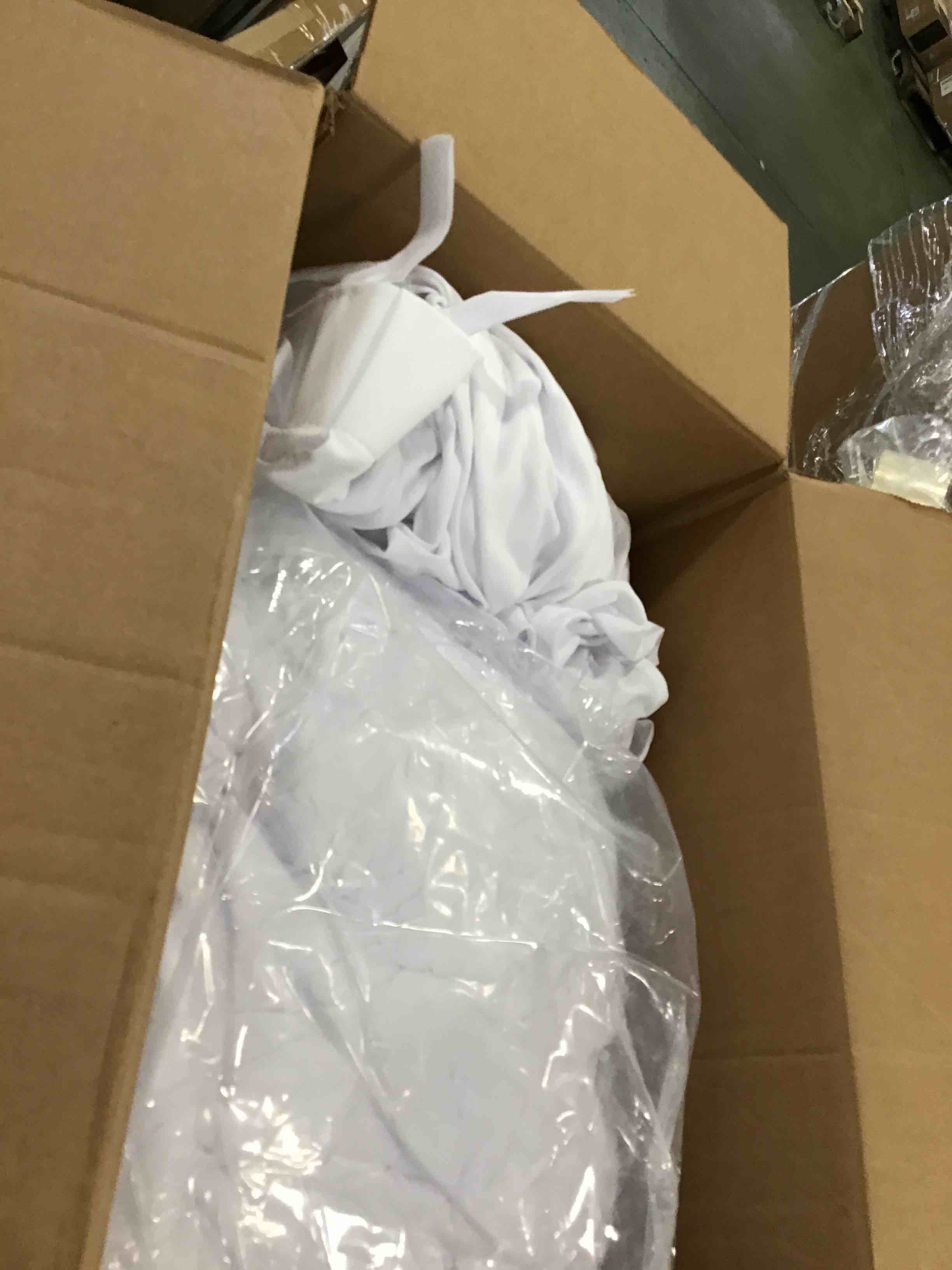 https://s3.amazonaws.com/lotting-images-prod/bidfta/PNK0003625_1723037154234.jpeg