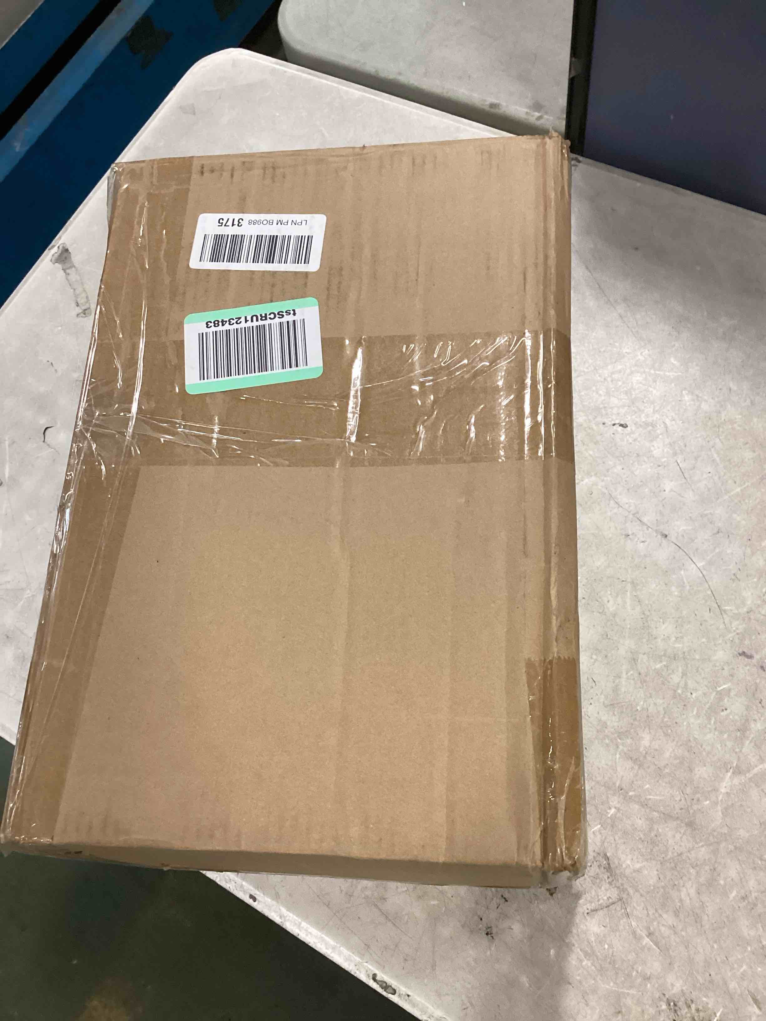 https://s3.amazonaws.com/lotting-images-prod/bidfta/PNK0004550_1723868506891.jpeg