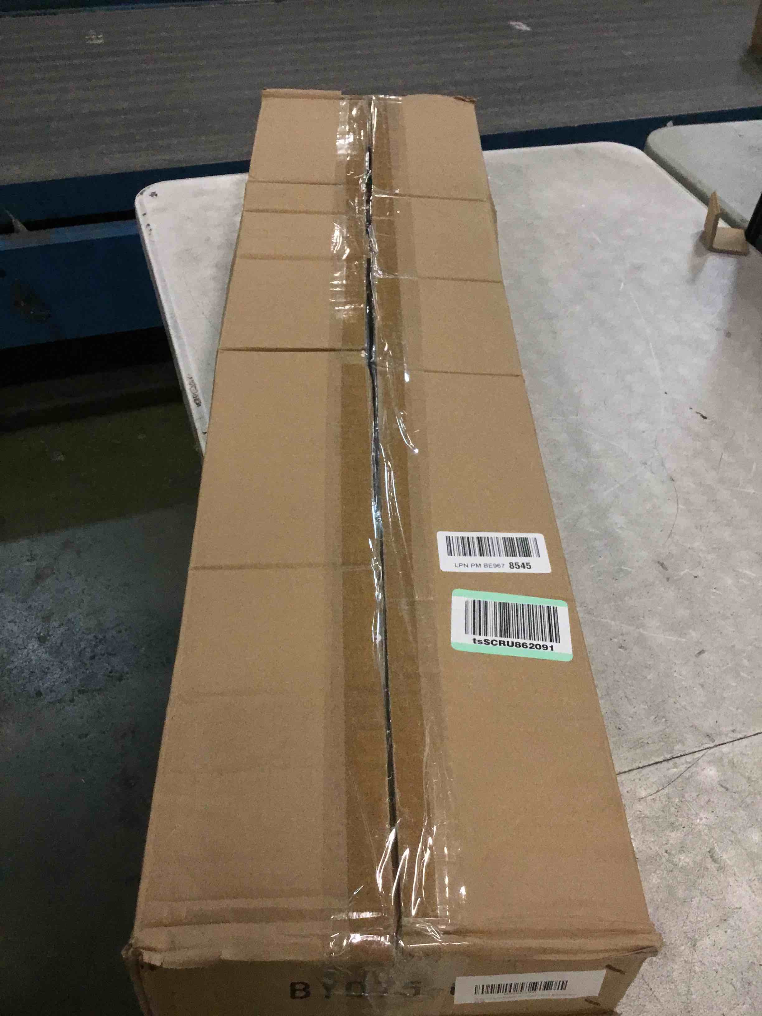 https://s3.amazonaws.com/lotting-images-prod/bidfta/PNK0004831_1723693946906.jpeg