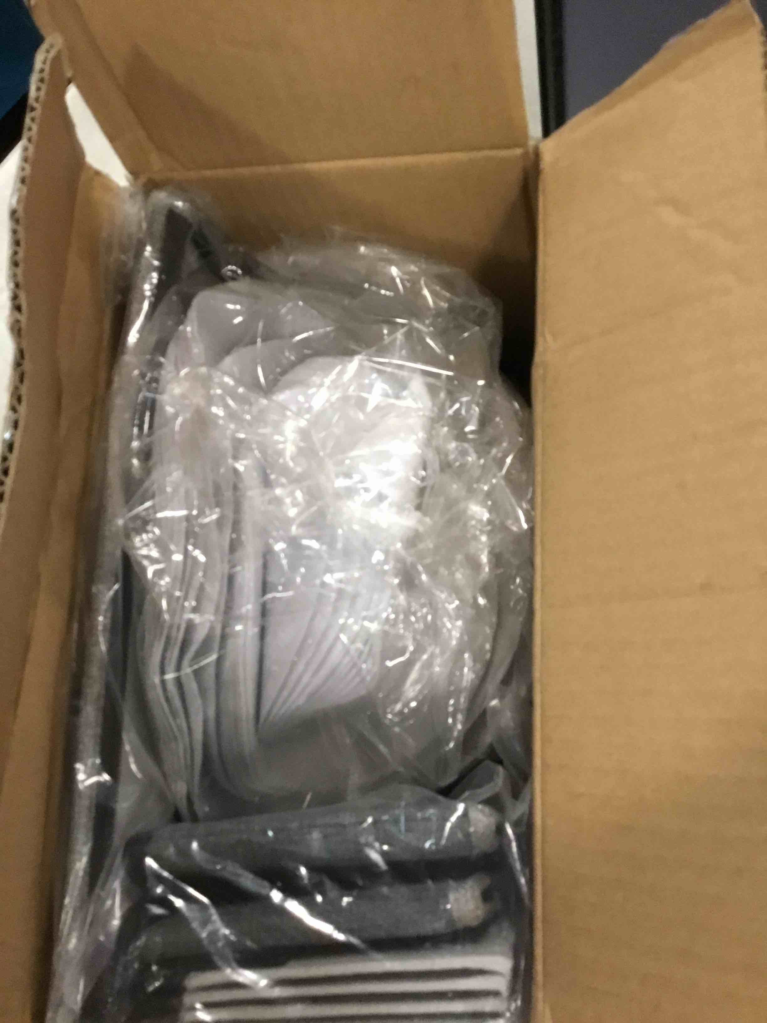 https://s3.amazonaws.com/lotting-images-prod/bidfta/PNK0005054_1723509166290.jpeg