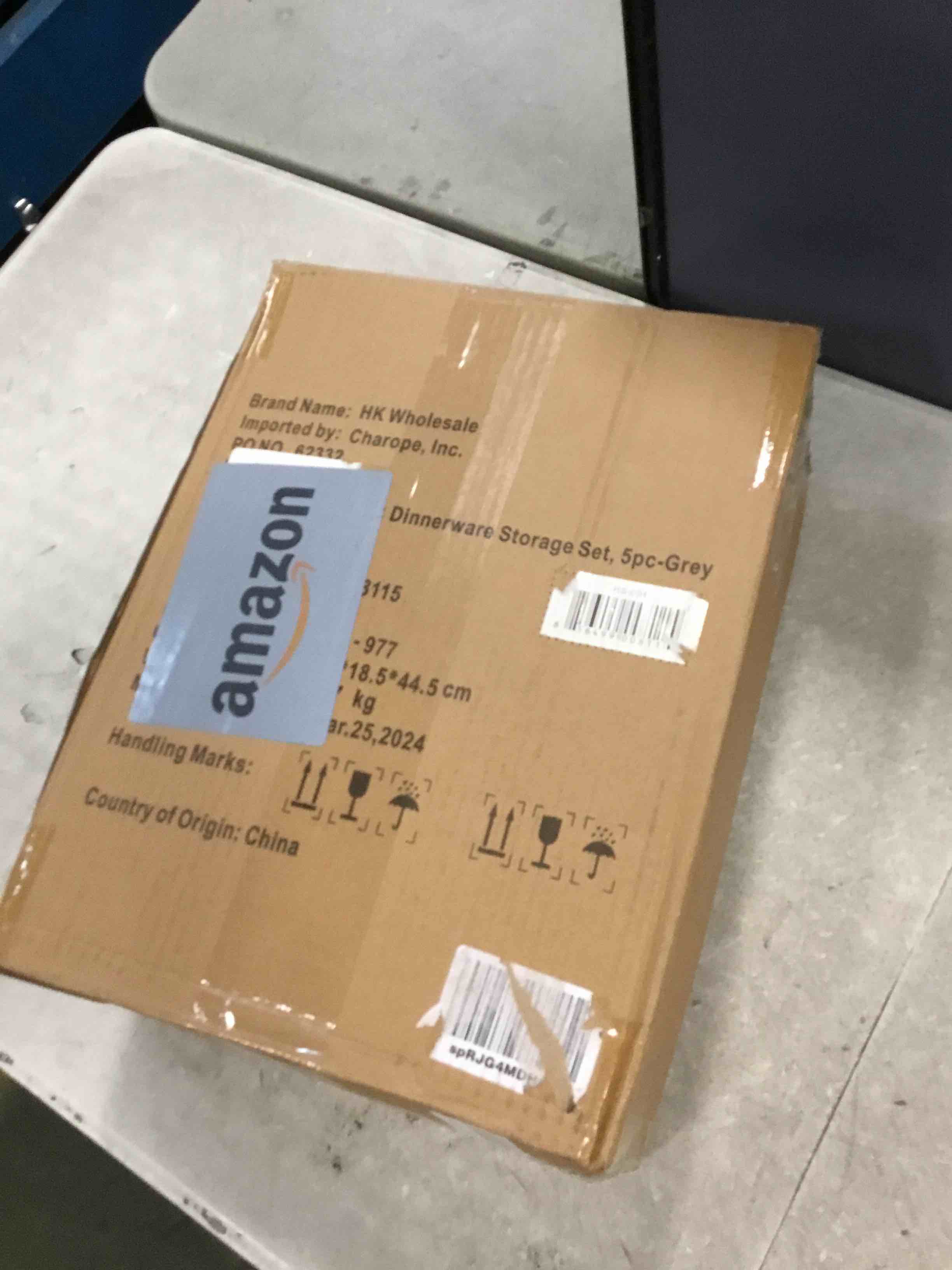 https://s3.amazonaws.com/lotting-images-prod/bidfta/PNK0005054_1723509181520.jpeg