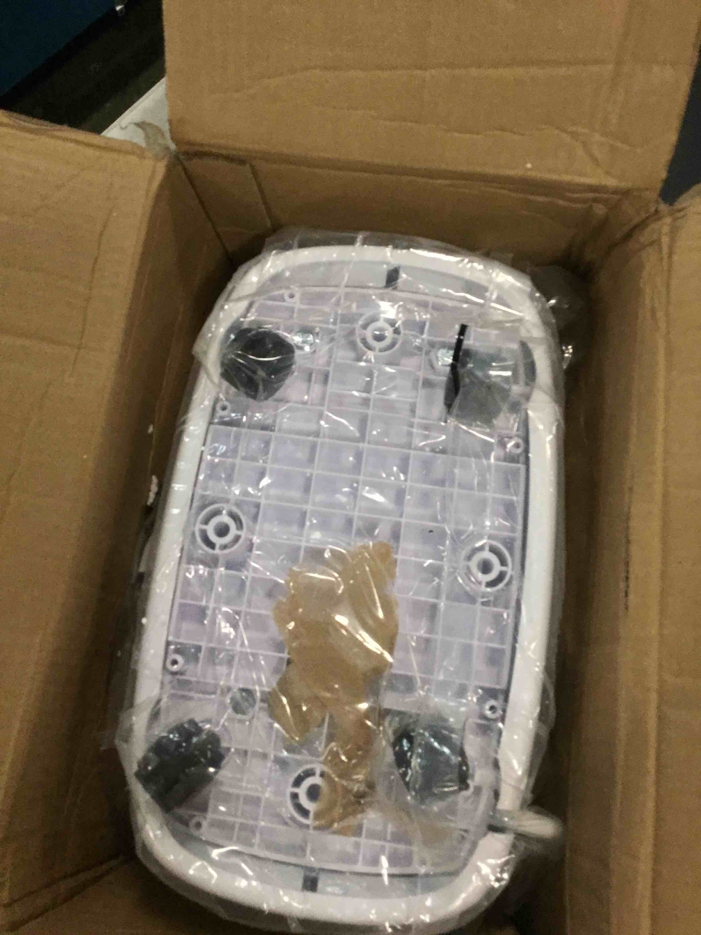 https://s3.amazonaws.com/lotting-images-prod/bidfta/PNK0005068_1723507905167.jpeg