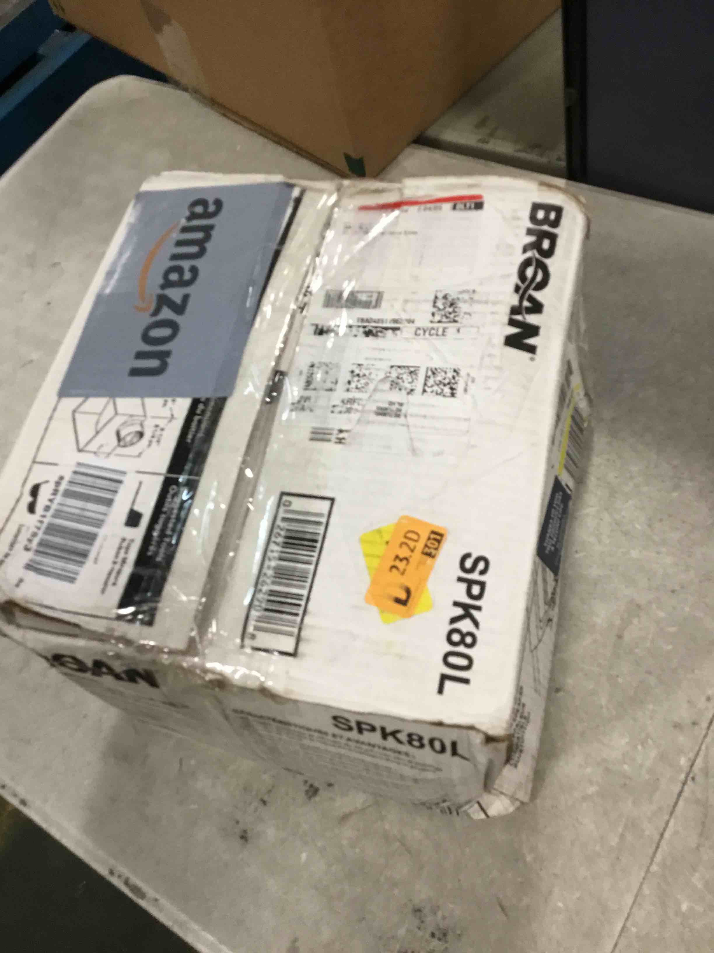 https://s3.amazonaws.com/lotting-images-prod/bidfta/PNK0005203_1723260173375.jpeg