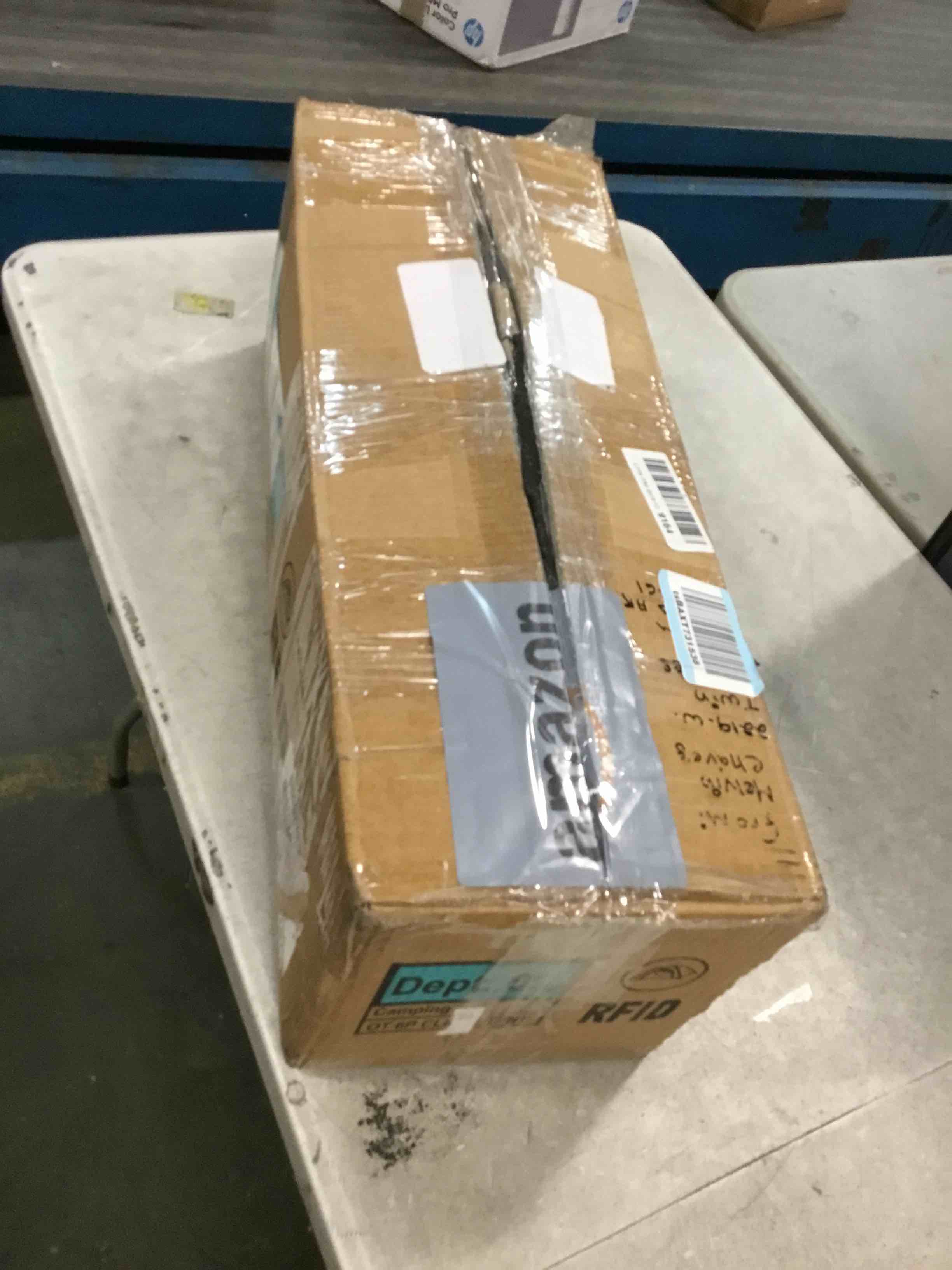 https://s3.amazonaws.com/lotting-images-prod/bidfta/PNK0005270_1723249831191.jpeg