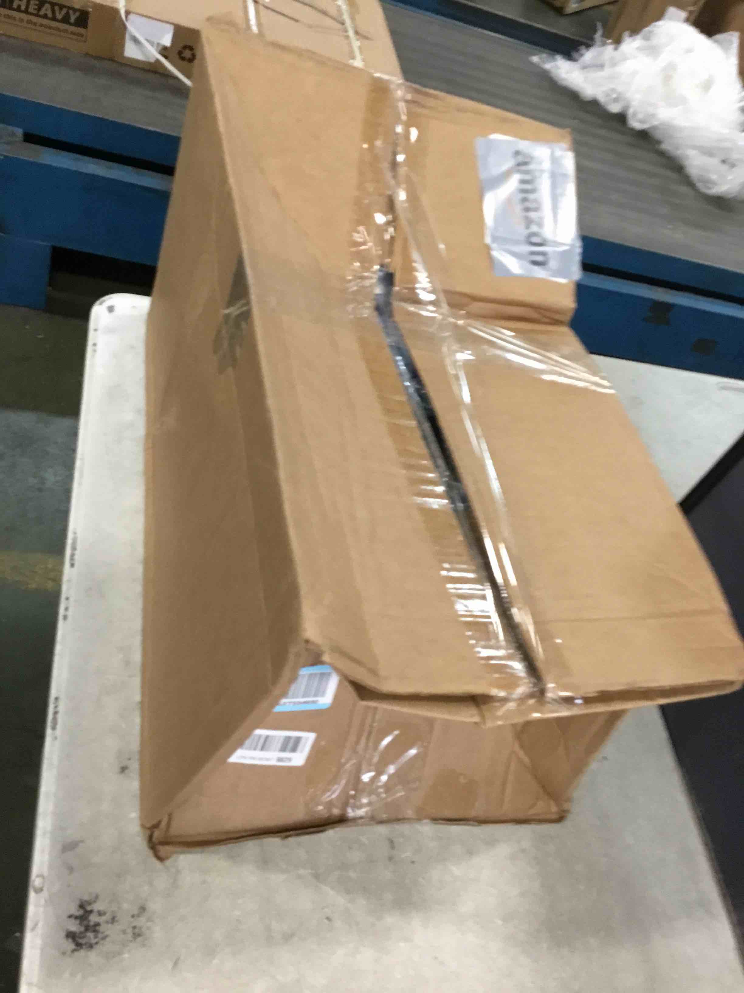 https://s3.amazonaws.com/lotting-images-prod/bidfta/PNK0005585_1723153110621.jpeg