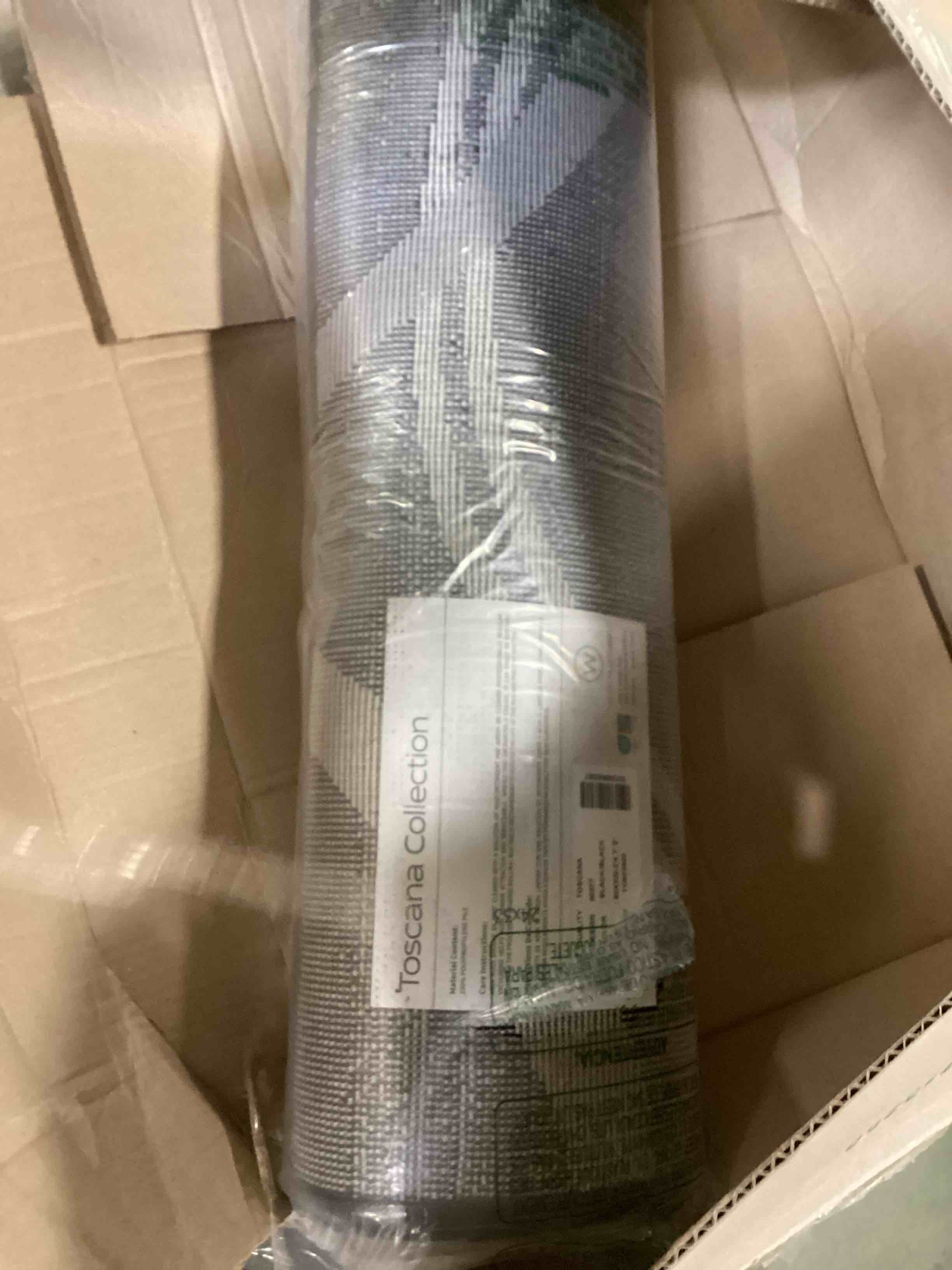 https://s3.amazonaws.com/lotting-images-prod/bidfta/PNK0007637_1723134425663.jpeg