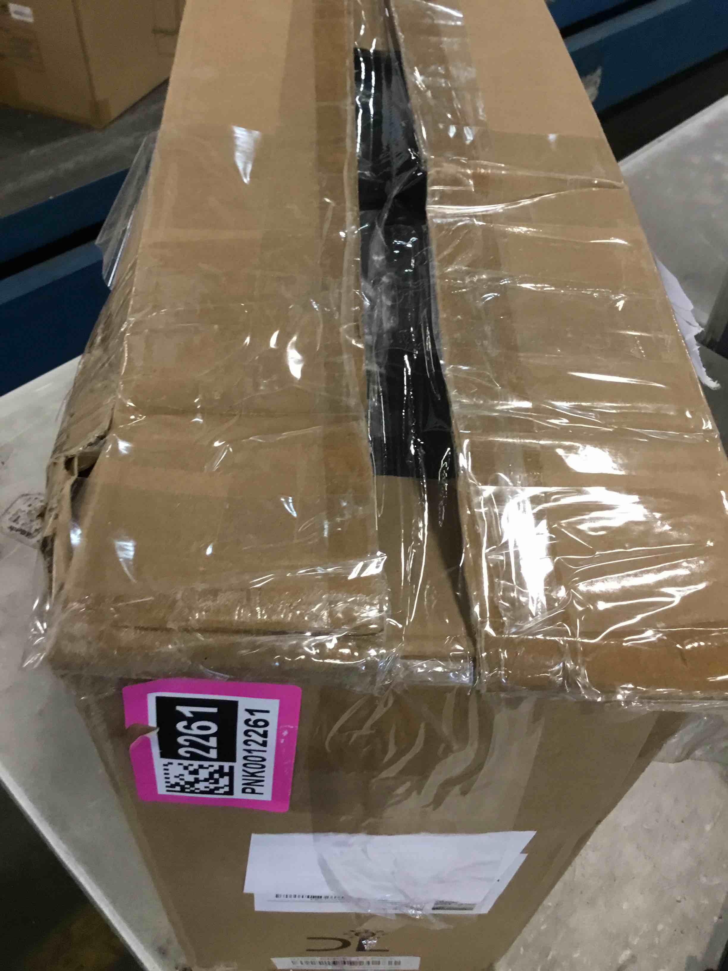 https://s3.amazonaws.com/lotting-images-prod/bidfta/PNK0012261_1724418994251.jpeg