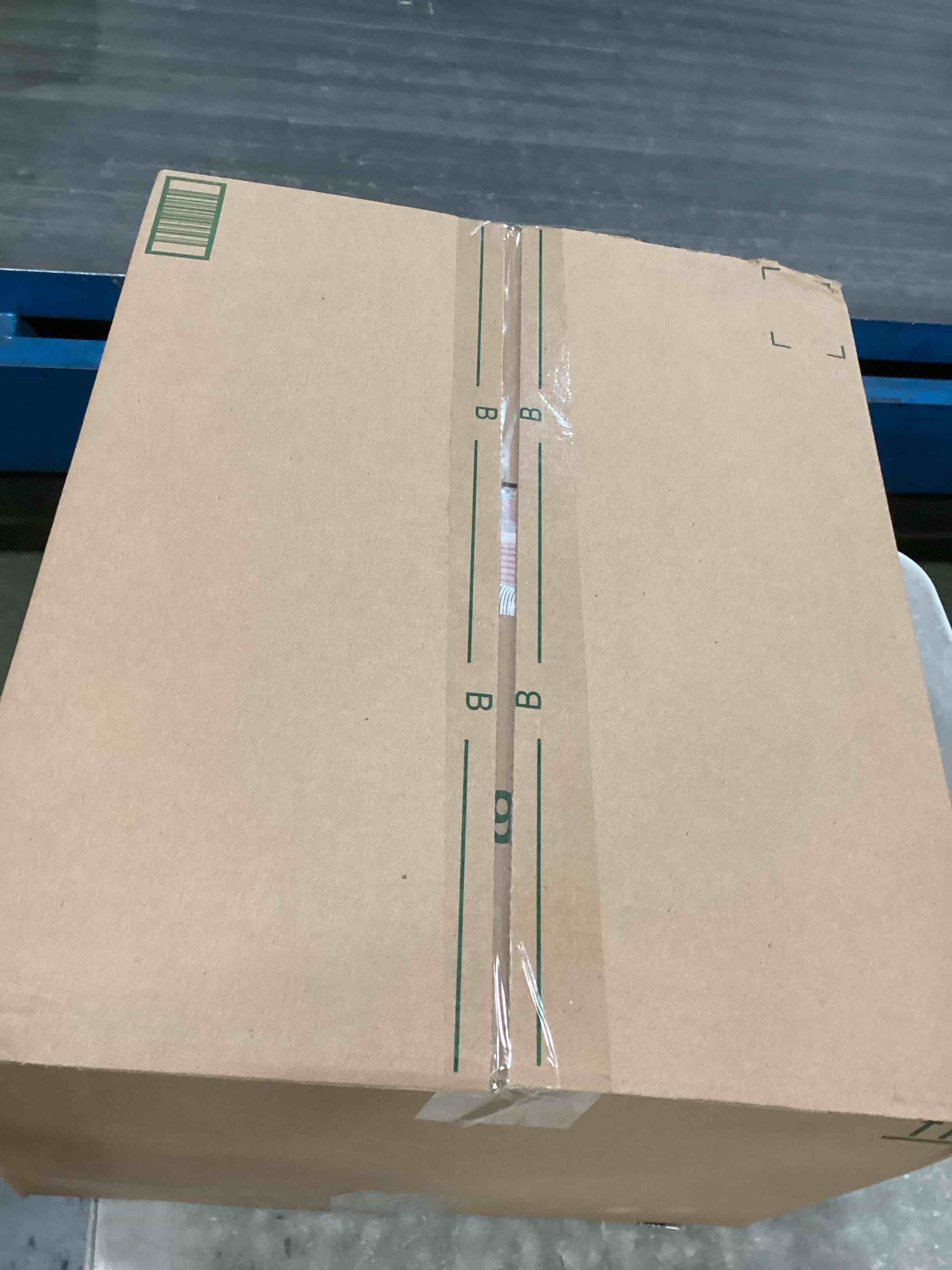 Vera Bradley Coral Floral 3Piece Comforter Set Full/Queen