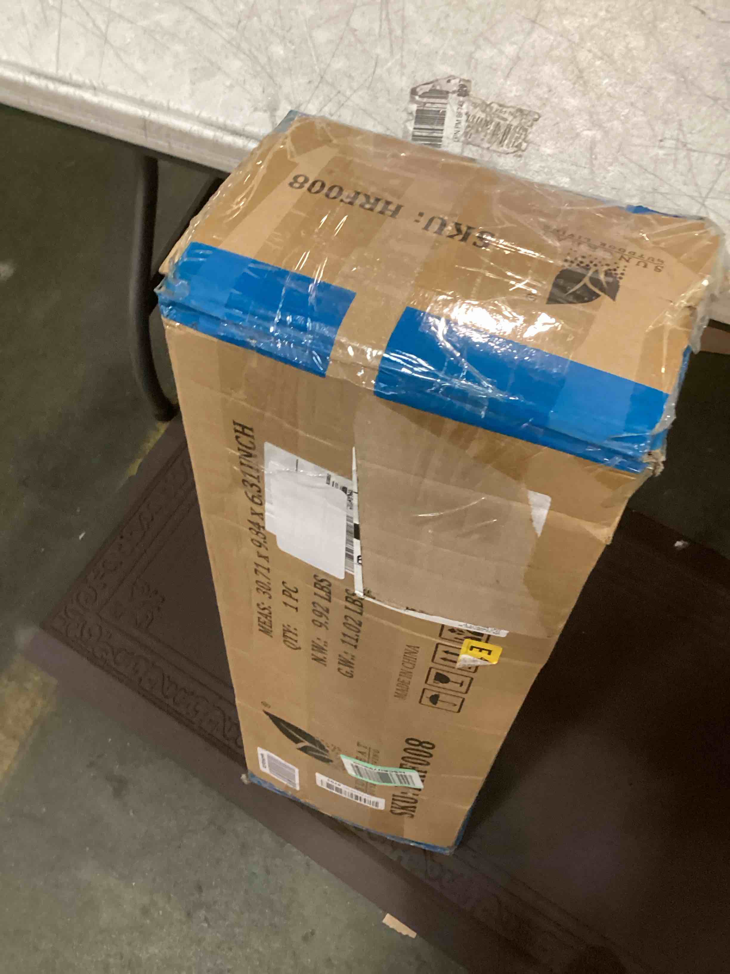 https://s3.amazonaws.com/lotting-images-prod/bidfta/PNK0016302_1724857565649.jpeg