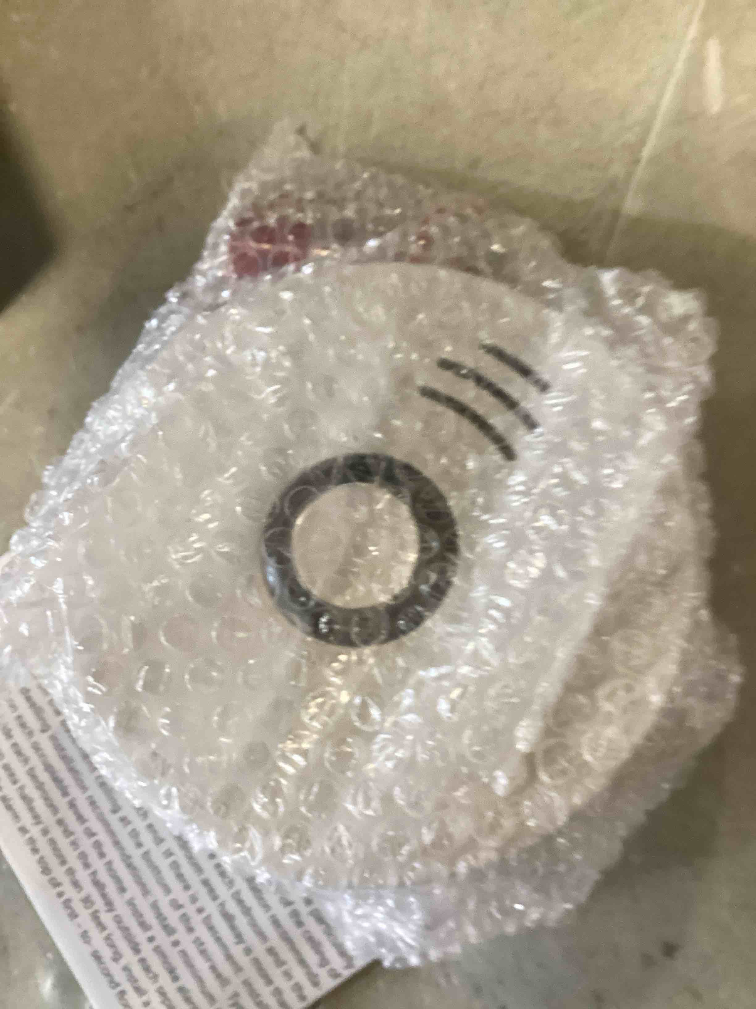 https://s3.amazonaws.com/lotting-images-prod/bidfta/PNK0019120_1723487469444.jpeg