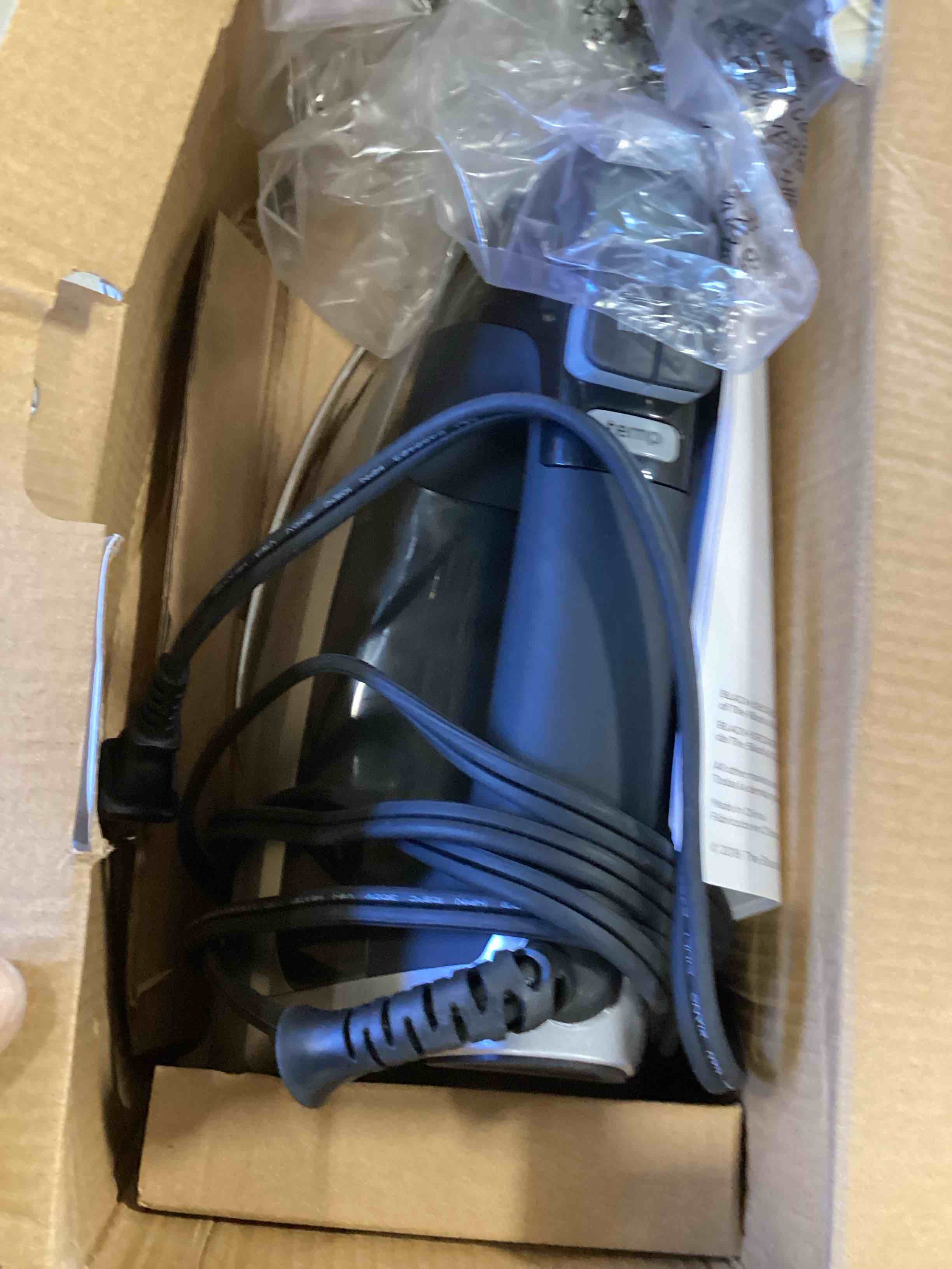 https://s3.amazonaws.com/lotting-images-prod/bidfta/PNK0019216_1723561632177.jpeg