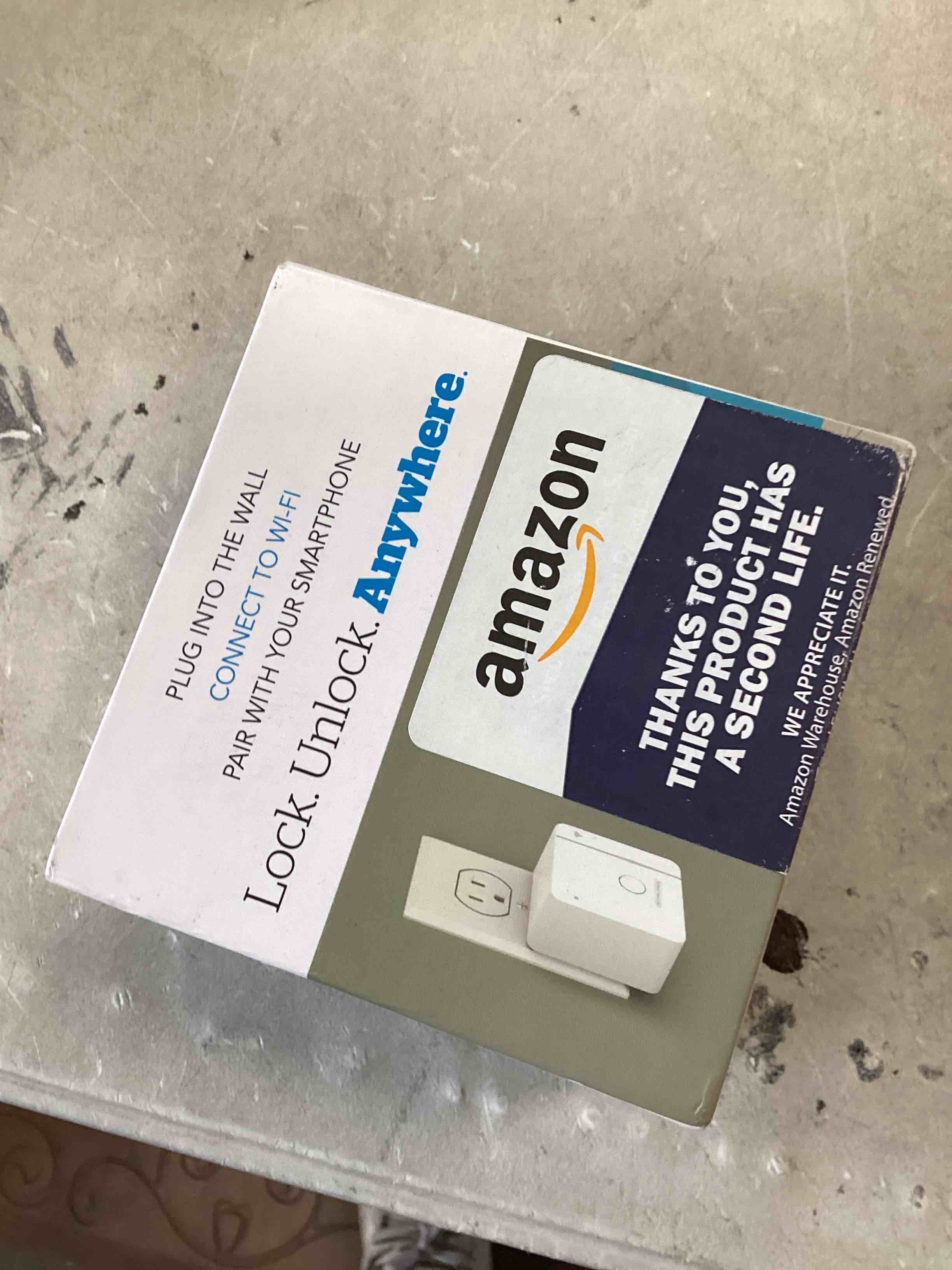 https://s3.amazonaws.com/lotting-images-prod/bidfta/PNK0019342_1723577180409.jpeg
