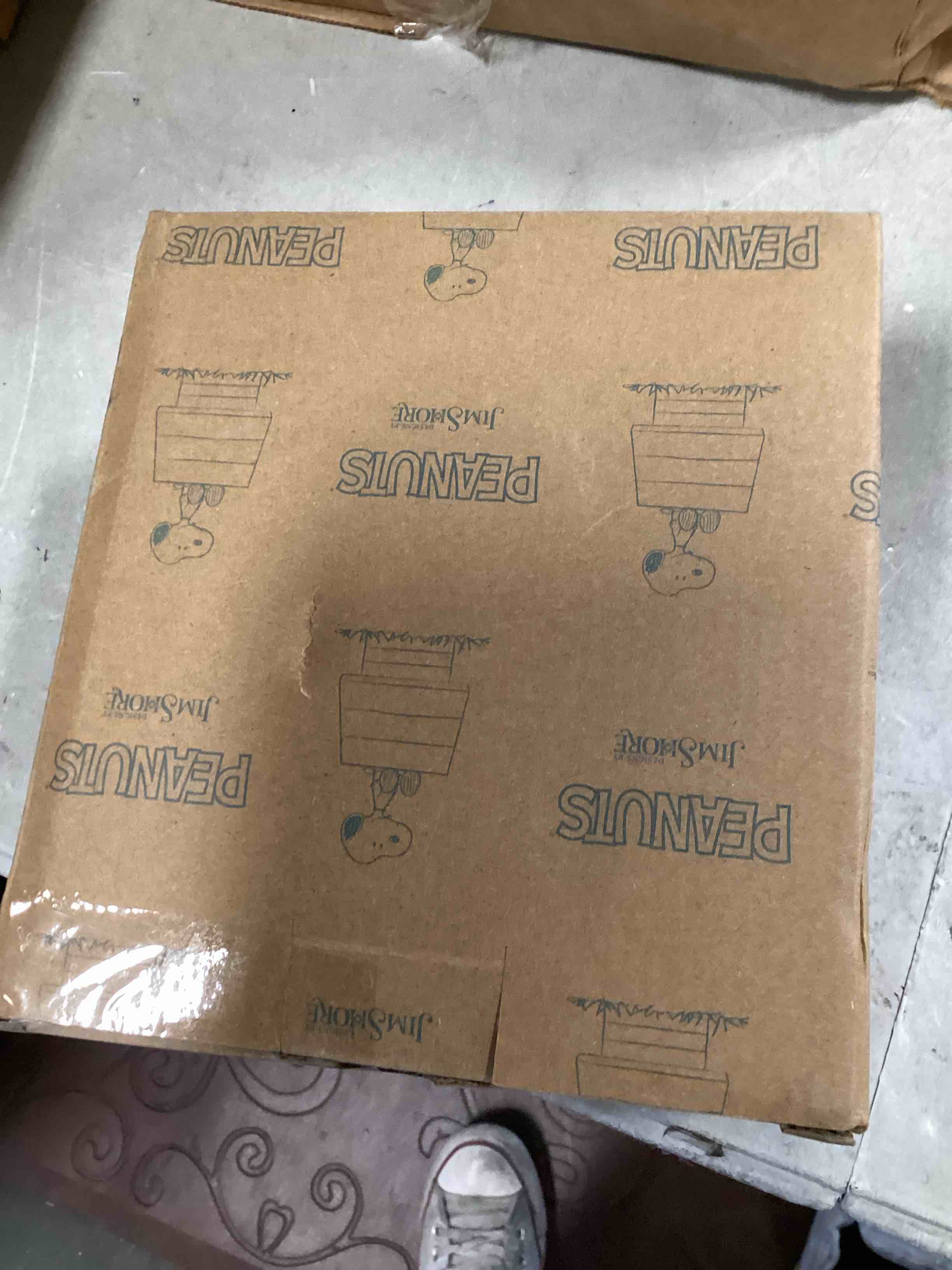 https://s3.amazonaws.com/lotting-images-prod/bidfta/PNK0019354_1723578656133.jpeg