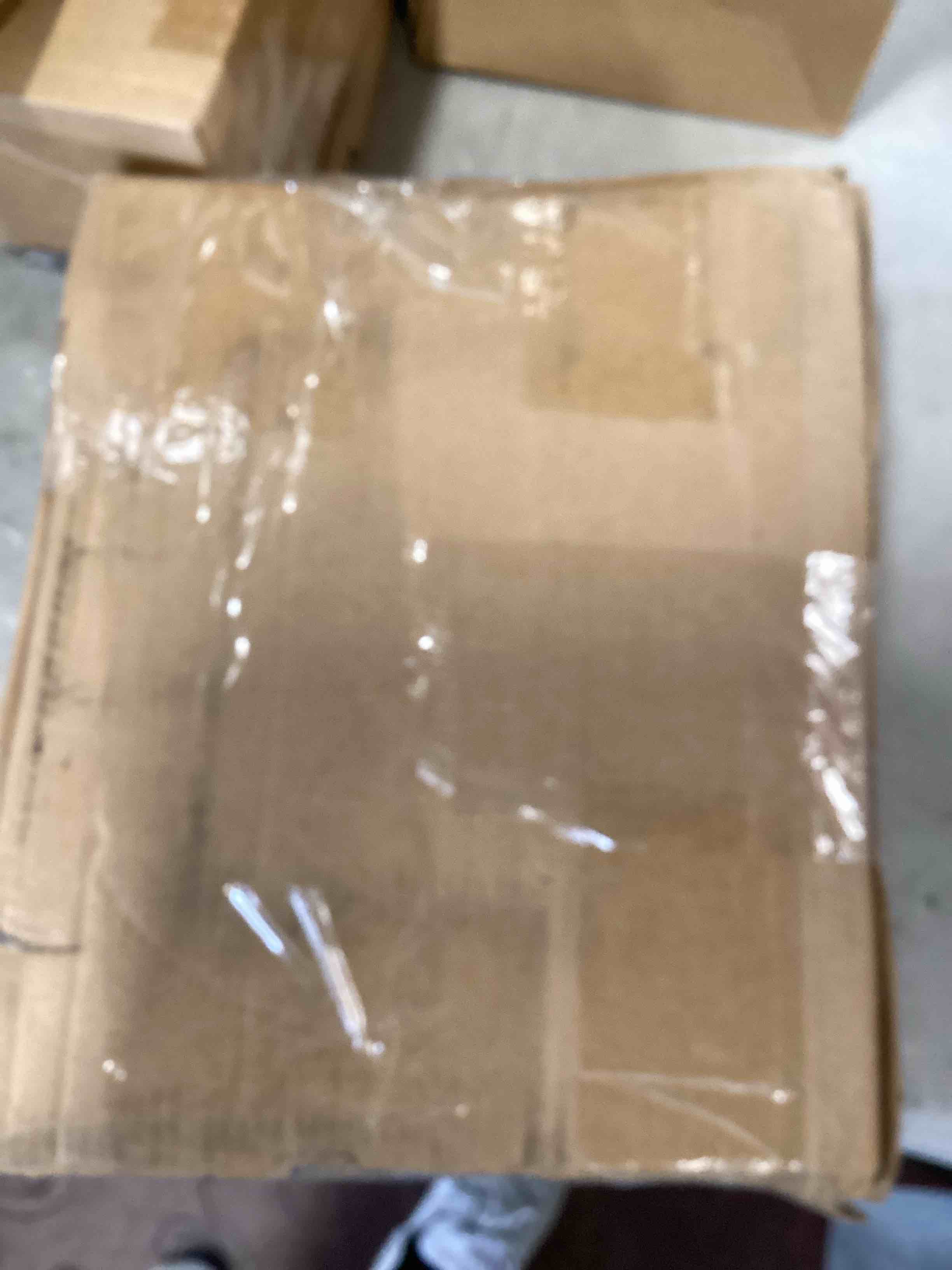 https://s3.amazonaws.com/lotting-images-prod/bidfta/PNK0019993_1723749021440.jpeg