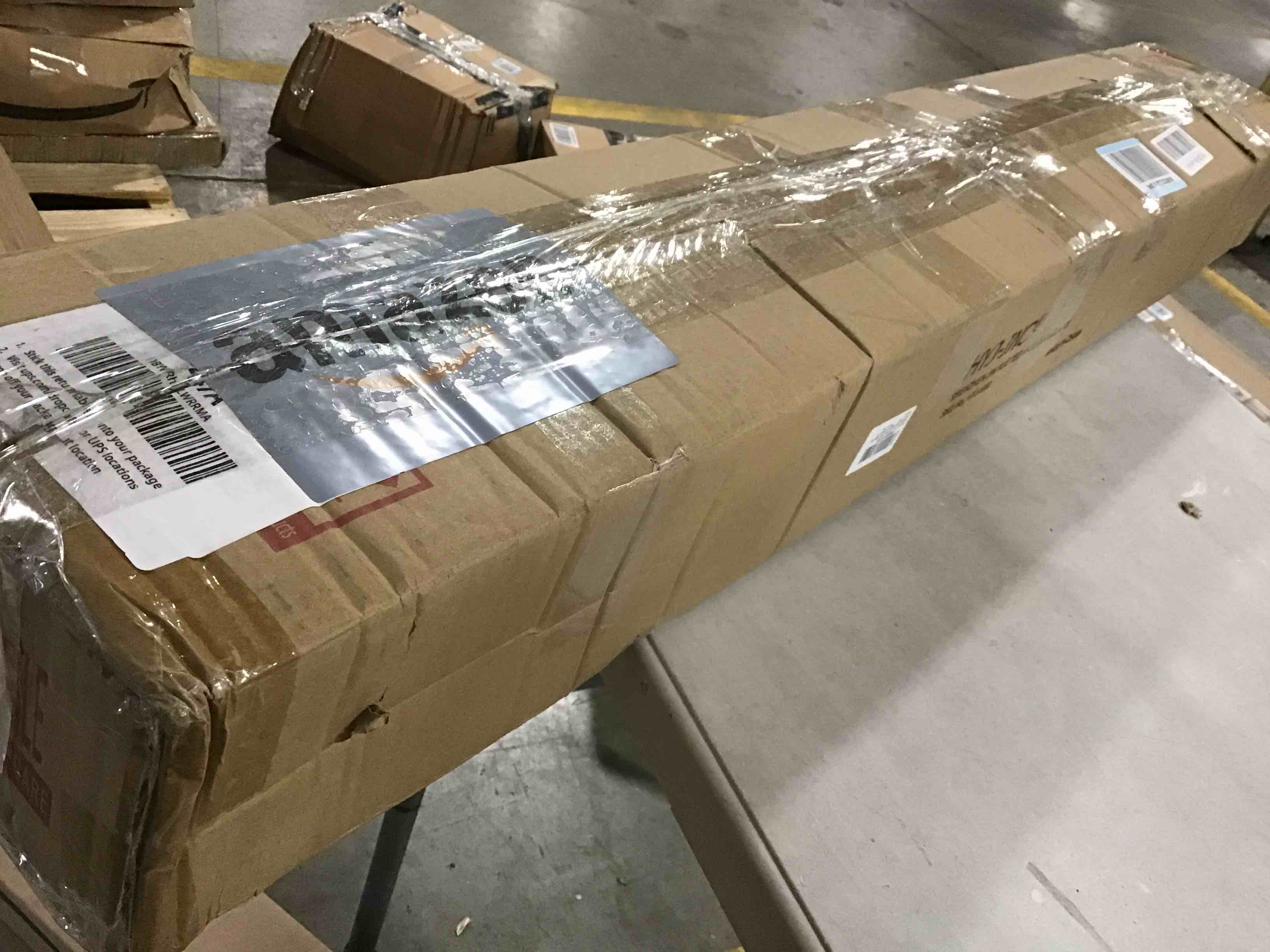 https://s3.amazonaws.com/lotting-images-prod/bidfta/PNK0024893_1731422154731.jpeg