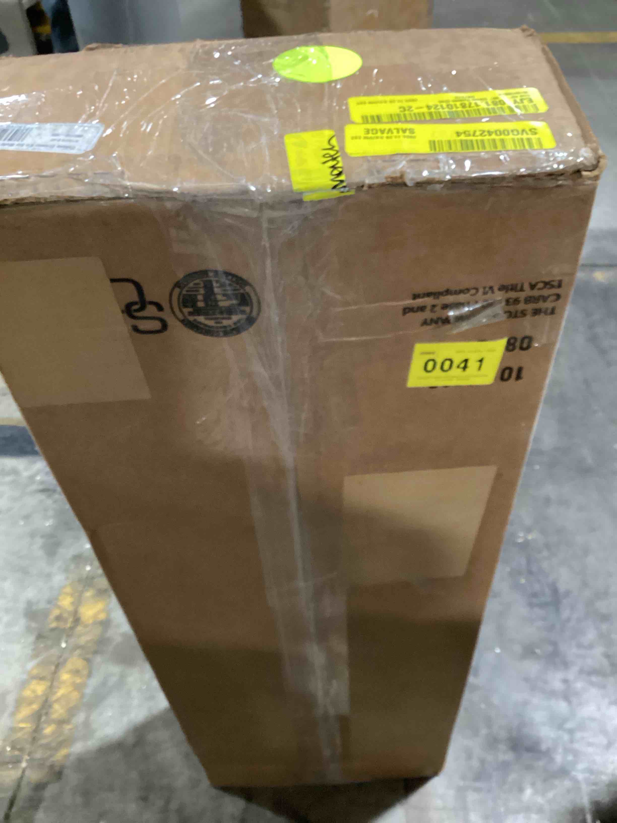 https://s3.amazonaws.com/lotting-images-prod/bidfta/PNK0026171_1733429113982.jpeg
