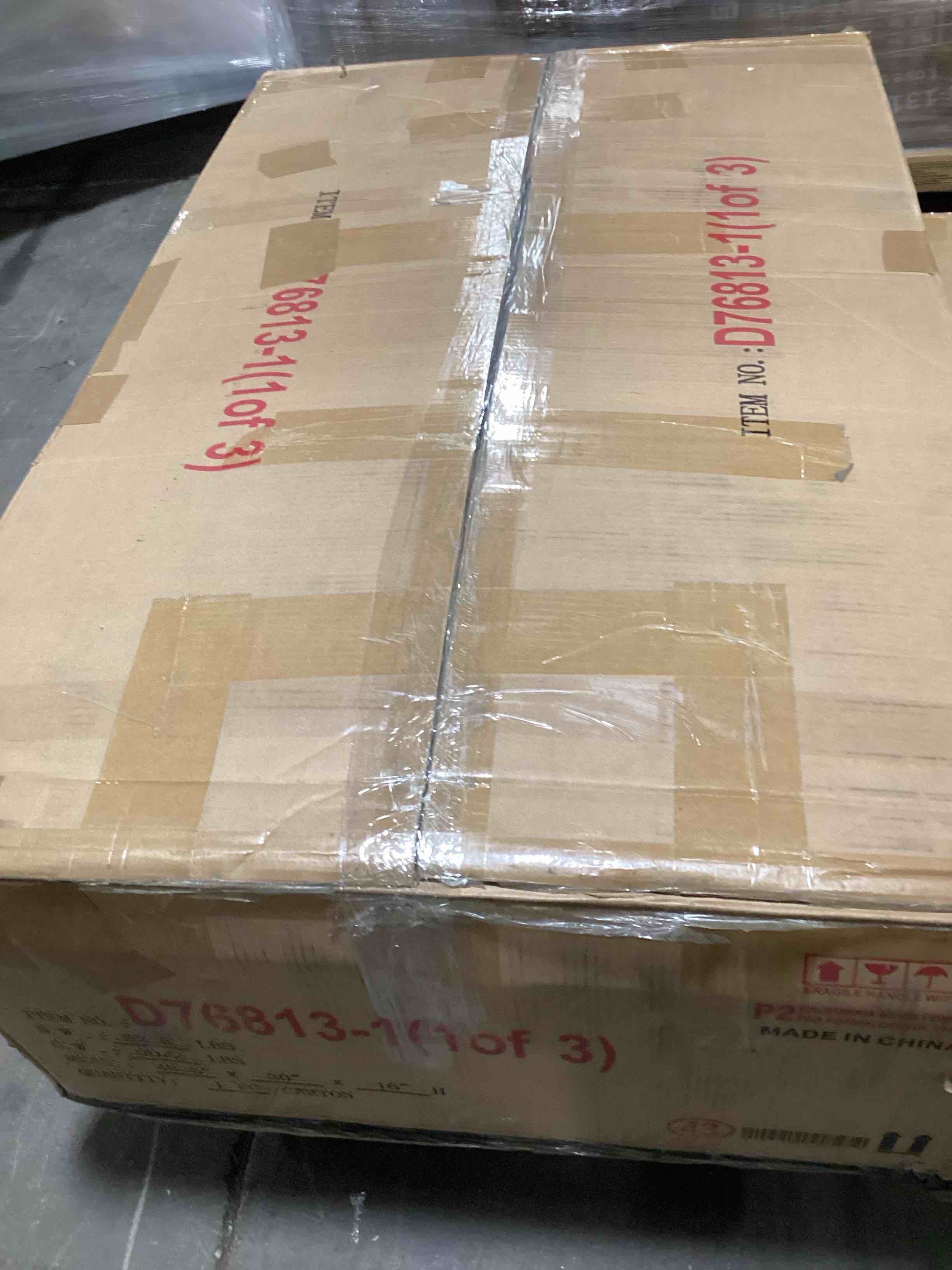 https://s3.amazonaws.com/lotting-images-prod/bidfta/PNK0026796_1732542635204.jpeg