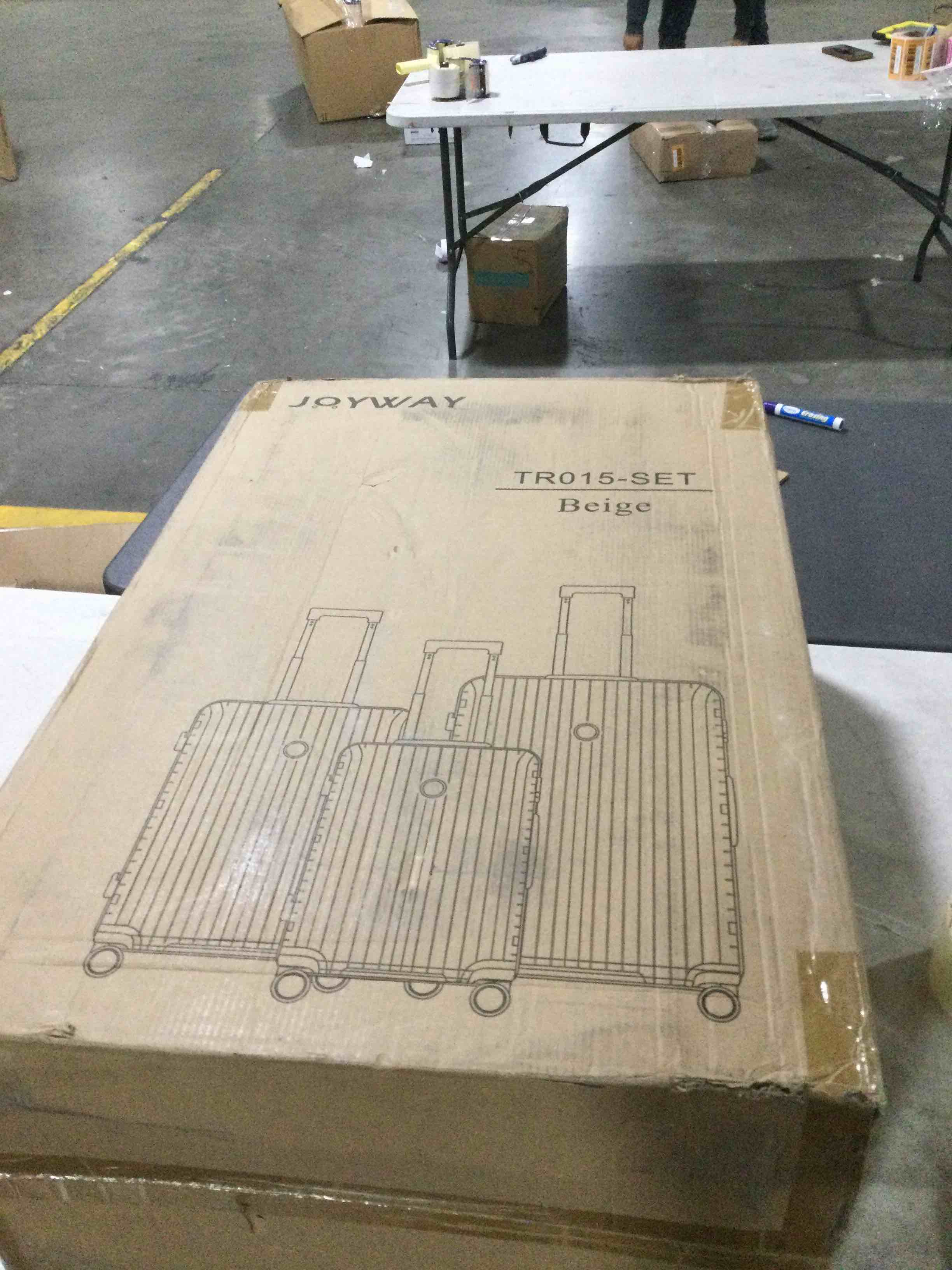 Joyway Suitcase Set 2 Piece, PP Hardside Checked Luggage 24 Inch with Double Spinner Wheels, Lightweight Large Luggage 28 Inch with TSA Lock, Black Brown