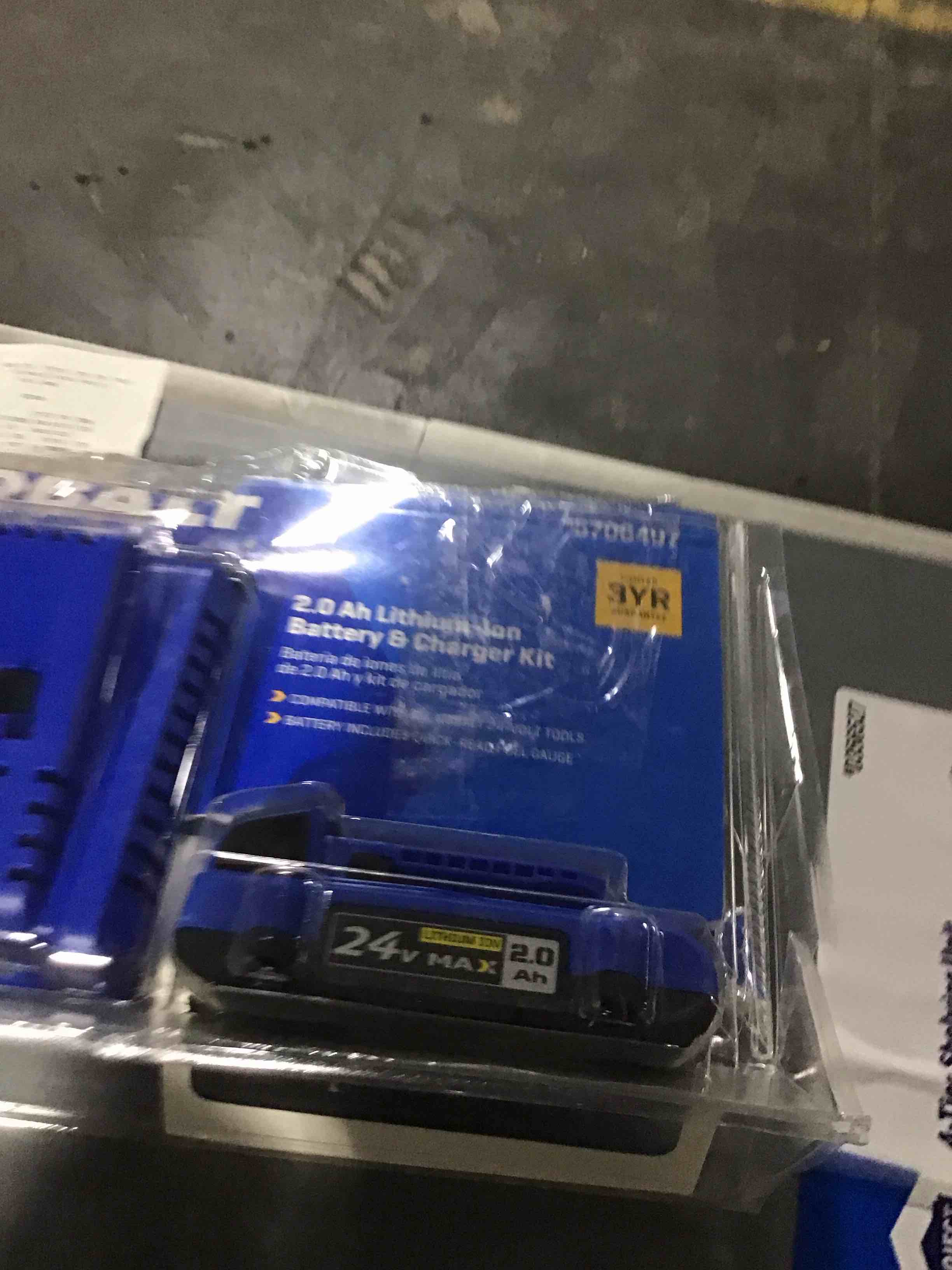  Kobalt 24-V Lithium-ion Battery and Charger (2 Ah