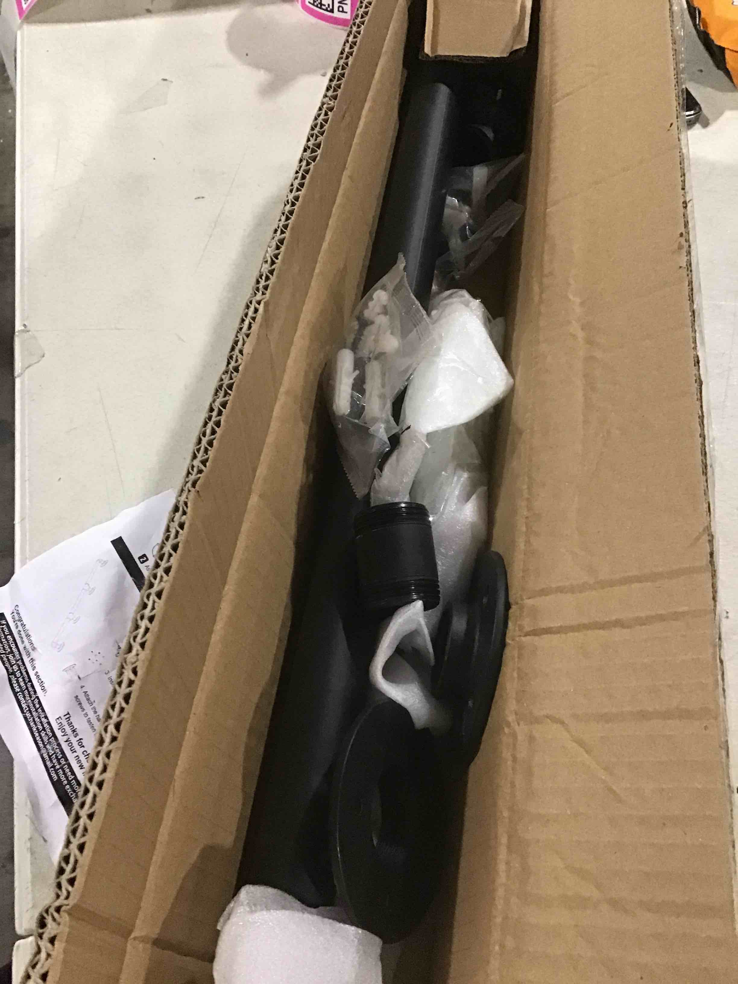 https://s3.amazonaws.com/lotting-images-prod/bidfta/PNK0028209_1733402037305.jpeg