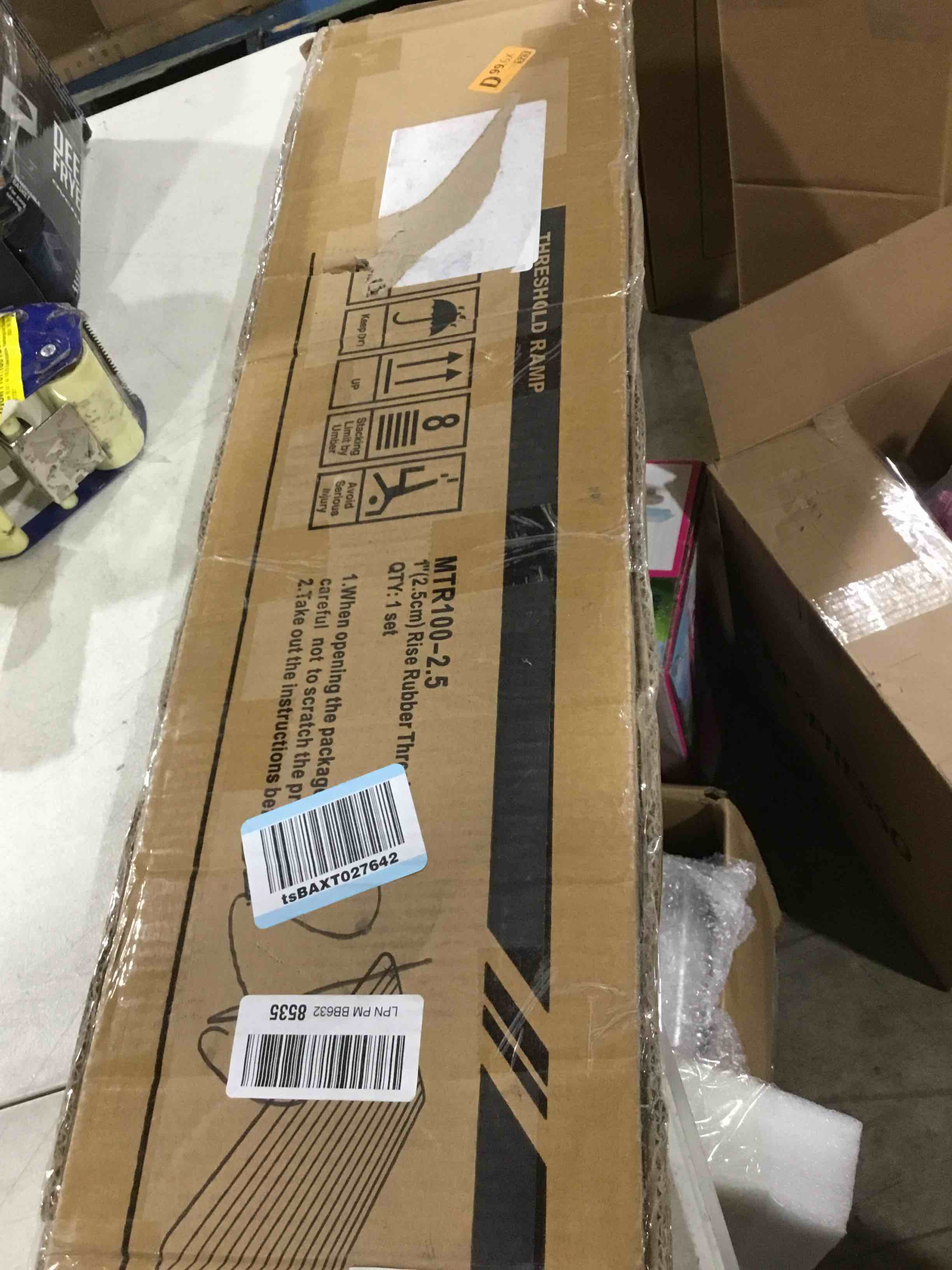 https://s3.amazonaws.com/lotting-images-prod/bidfta/PNK0028535_1733162755659.jpeg