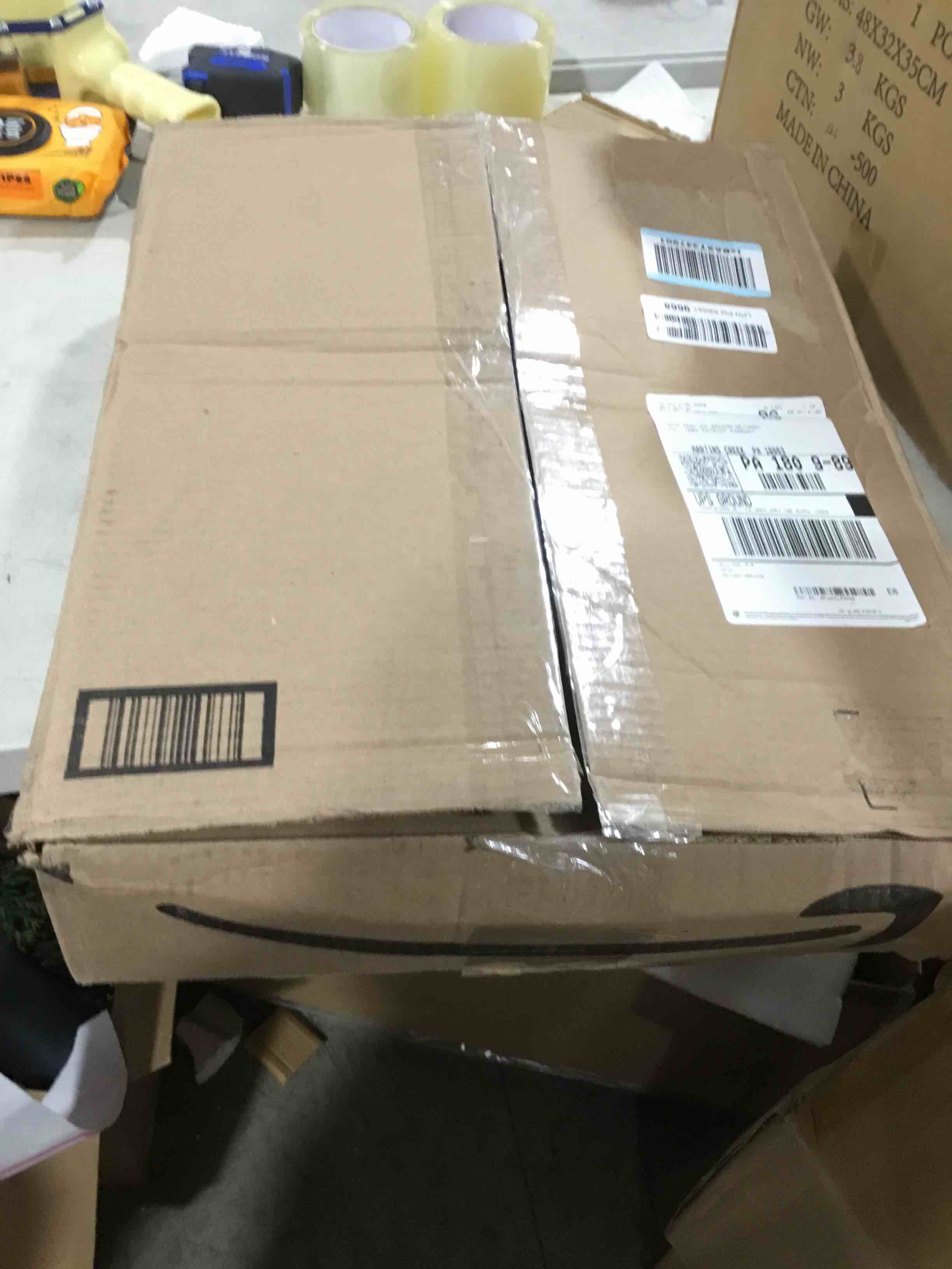 https://s3.amazonaws.com/lotting-images-prod/bidfta/PNK0028543_1733161696827.jpeg