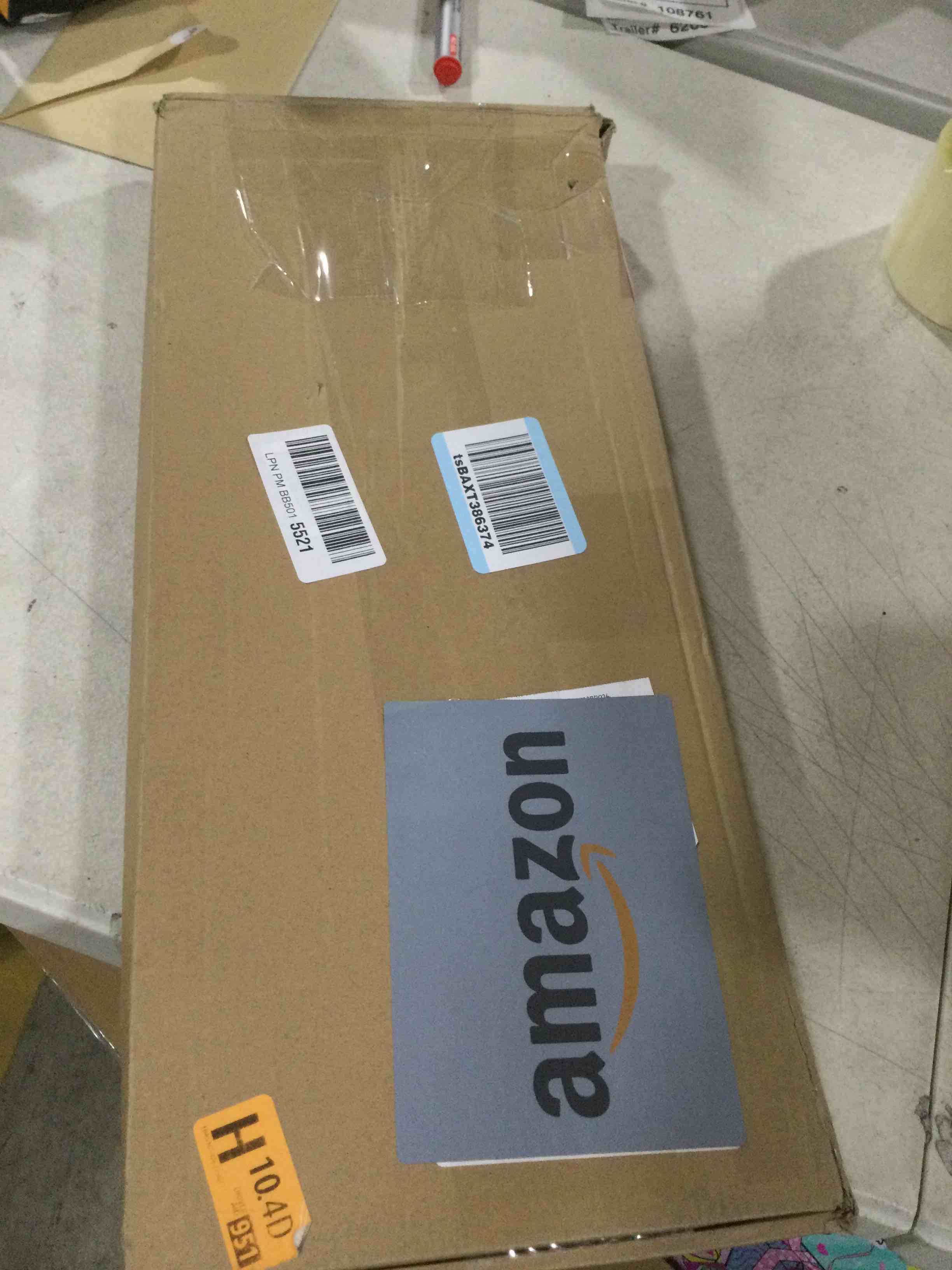 https://s3.amazonaws.com/lotting-images-prod/bidfta/PNK0028590_1733148672908.jpeg