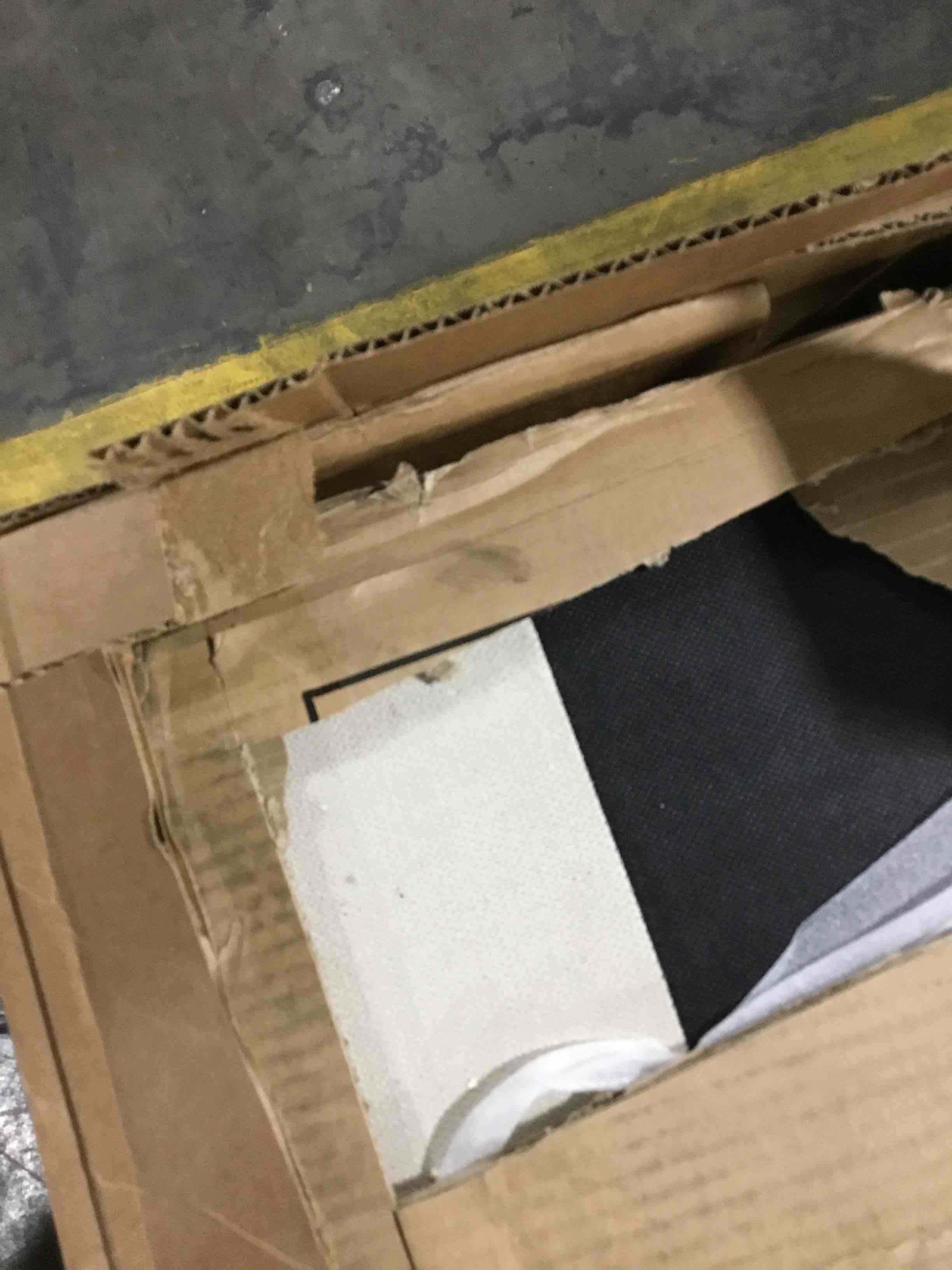 https://s3.amazonaws.com/lotting-images-prod/bidfta/PNK0029058_1732543167682.jpeg
