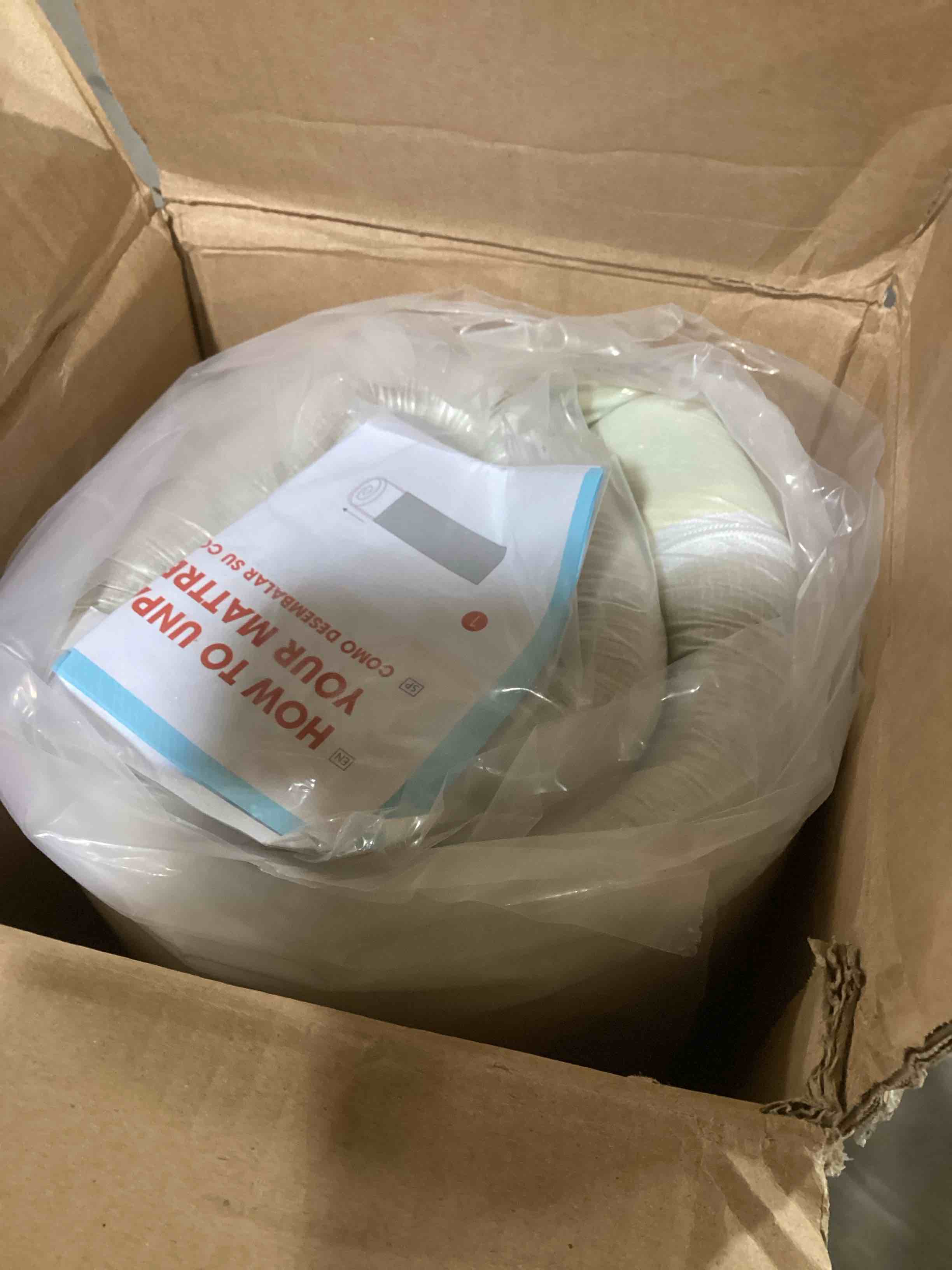 https://s3.amazonaws.com/lotting-images-prod/bidfta/PNK0029228_1732133040519.jpeg