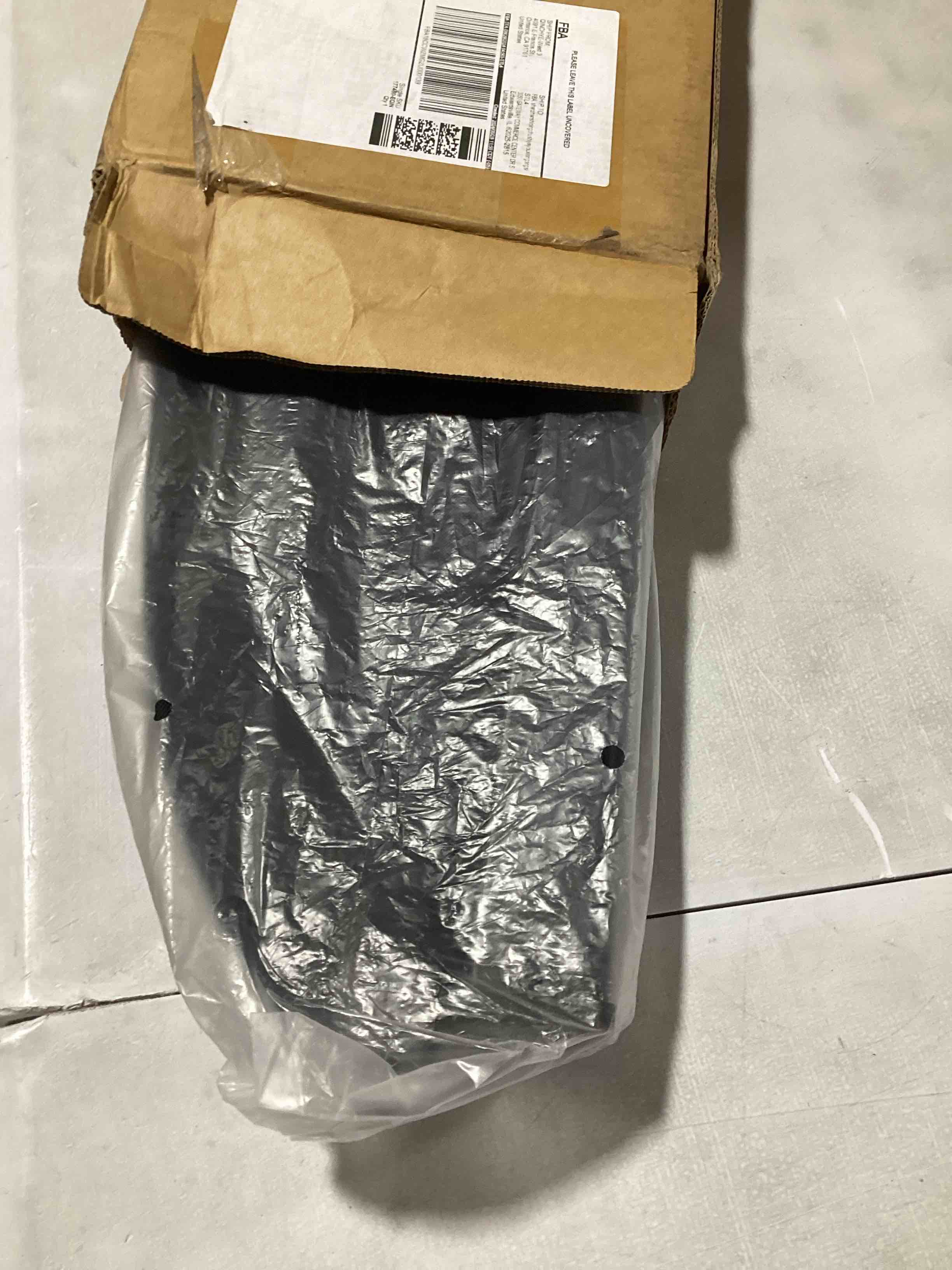 https://s3.amazonaws.com/lotting-images-prod/bidfta/PNK0030796_1732109732621.jpeg