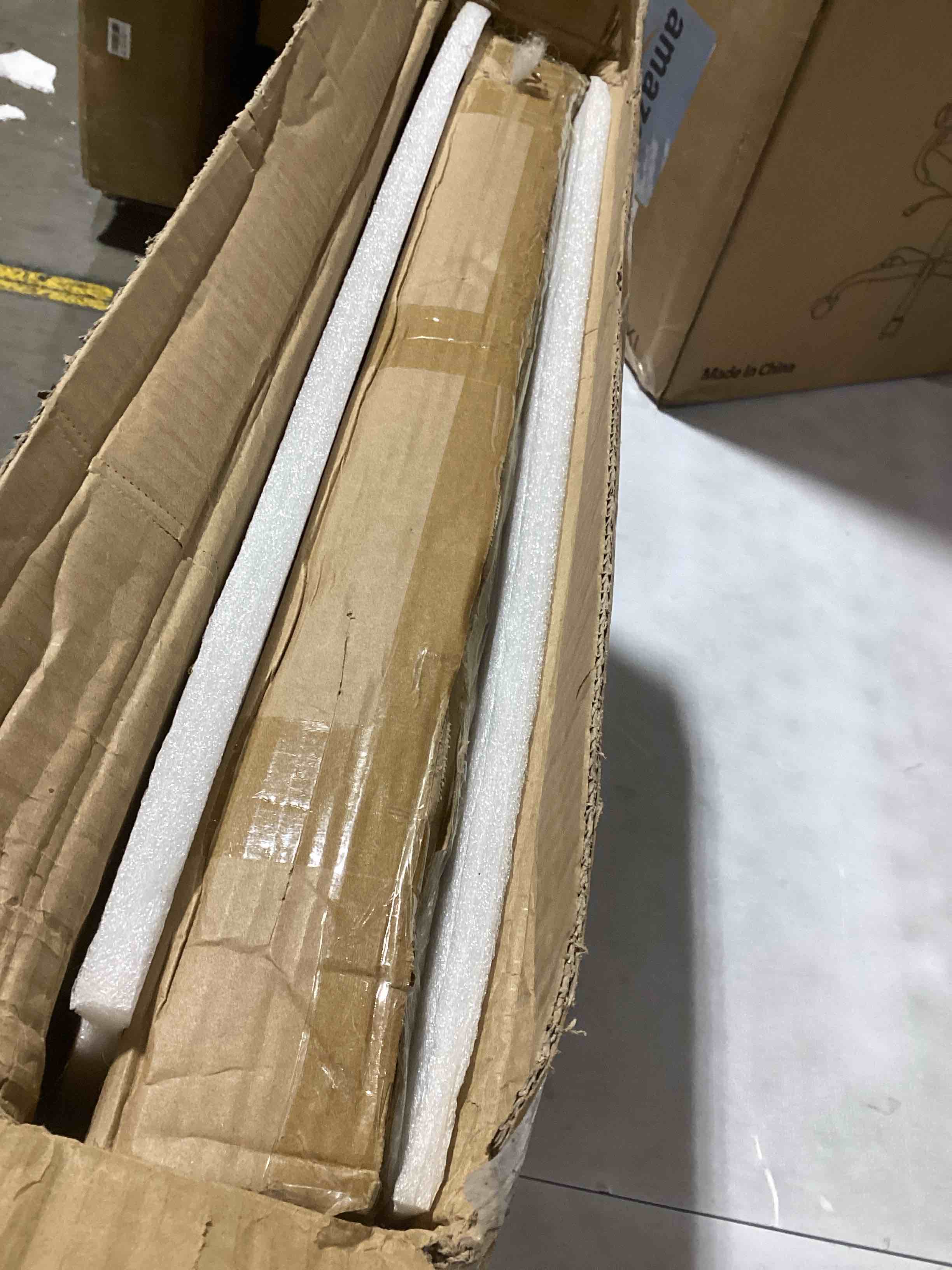 https://s3.amazonaws.com/lotting-images-prod/bidfta/PNK0030845_1732033253925.jpeg
