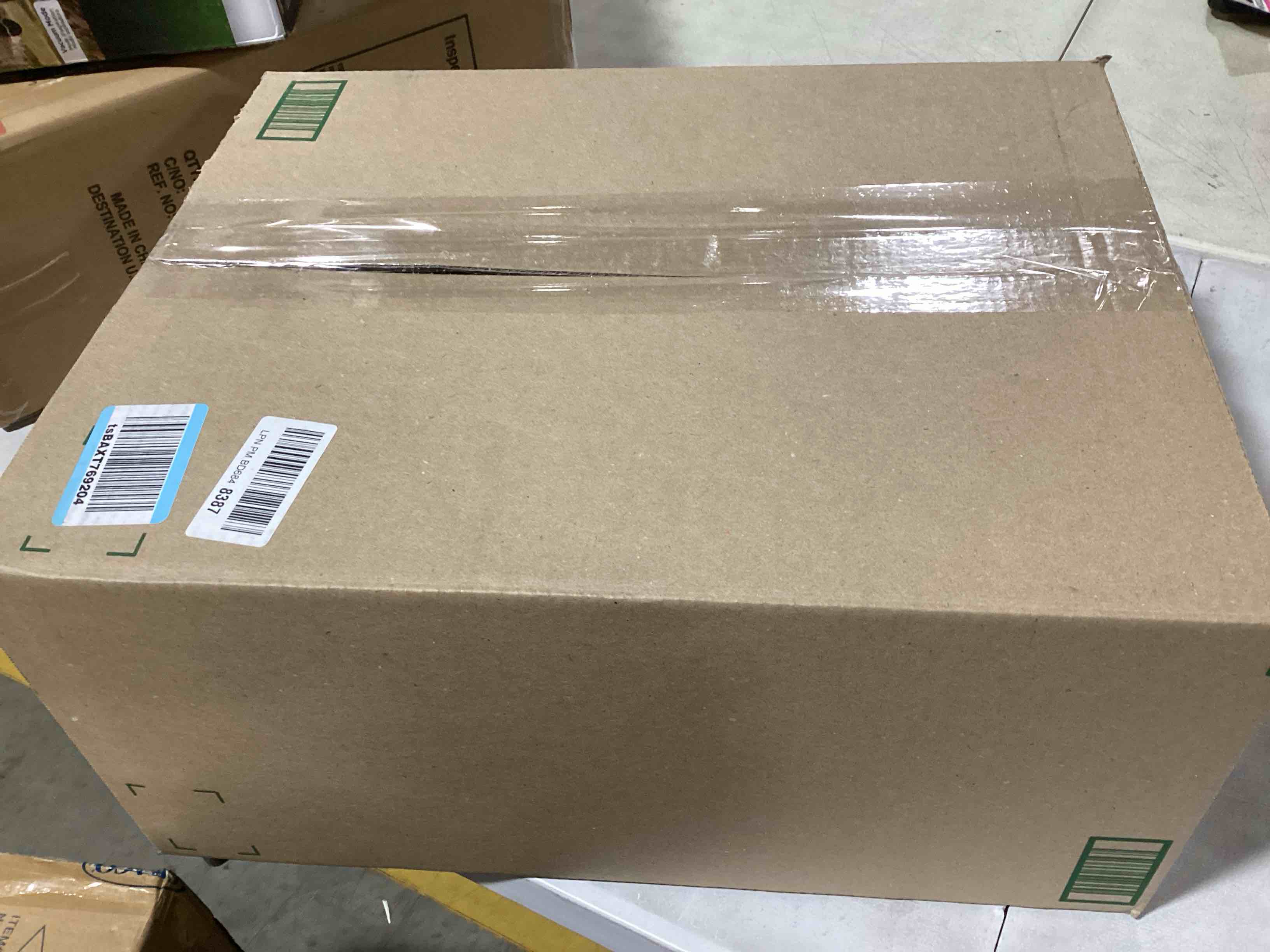 https://s3.amazonaws.com/lotting-images-prod/bidfta/PNK0030960_1731941212405.jpeg