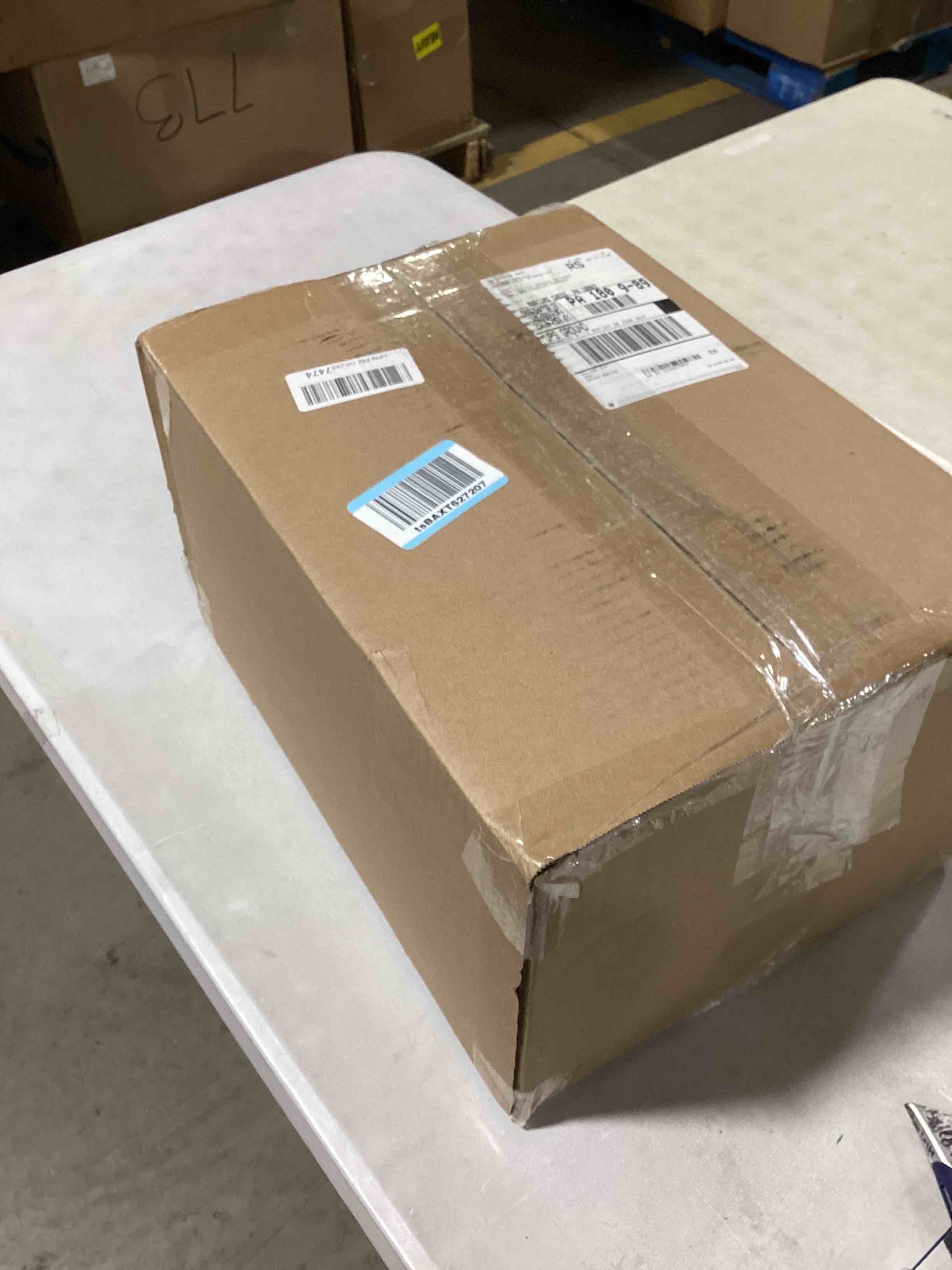 https://s3.amazonaws.com/lotting-images-prod/bidfta/PNK0030964_1731940549806.jpeg
