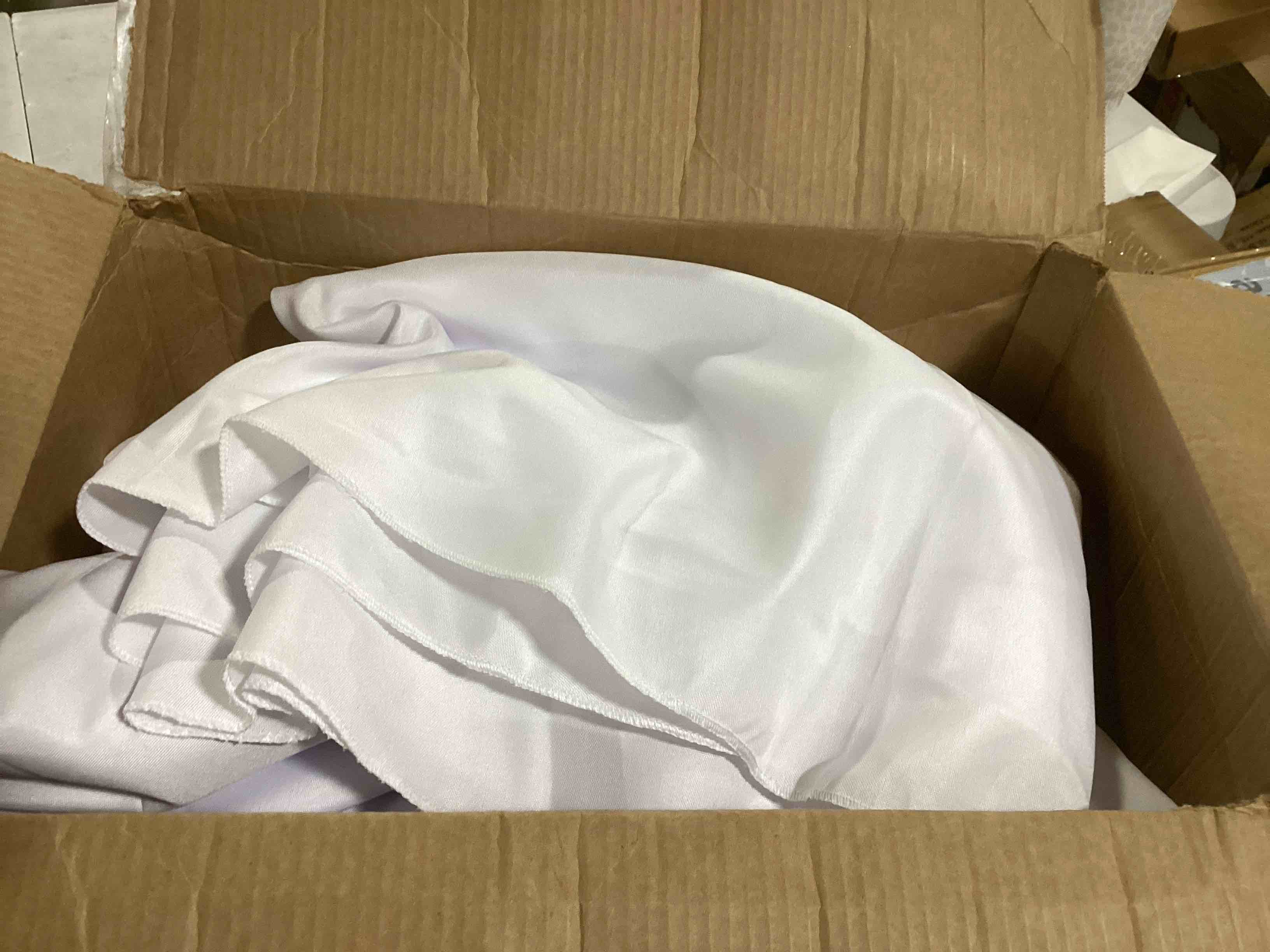 https://s3.amazonaws.com/lotting-images-prod/bidfta/PNK0032323_1731680967382.jpeg