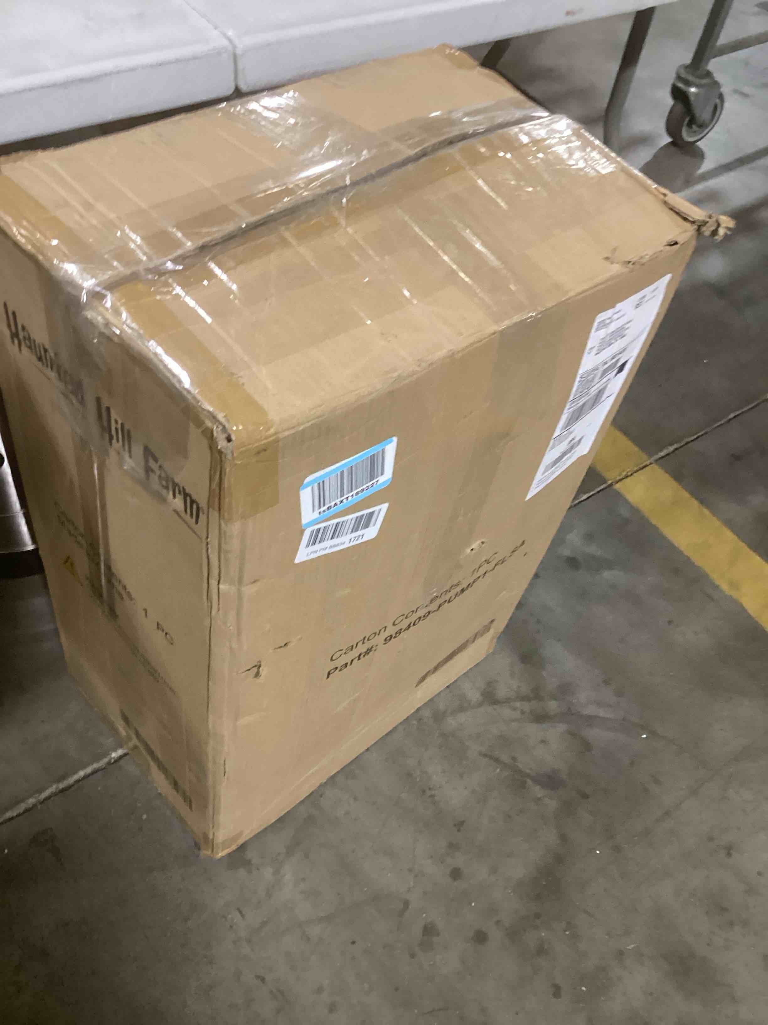 https://s3.amazonaws.com/lotting-images-prod/bidfta/PNK0032525_1731598329809.jpeg