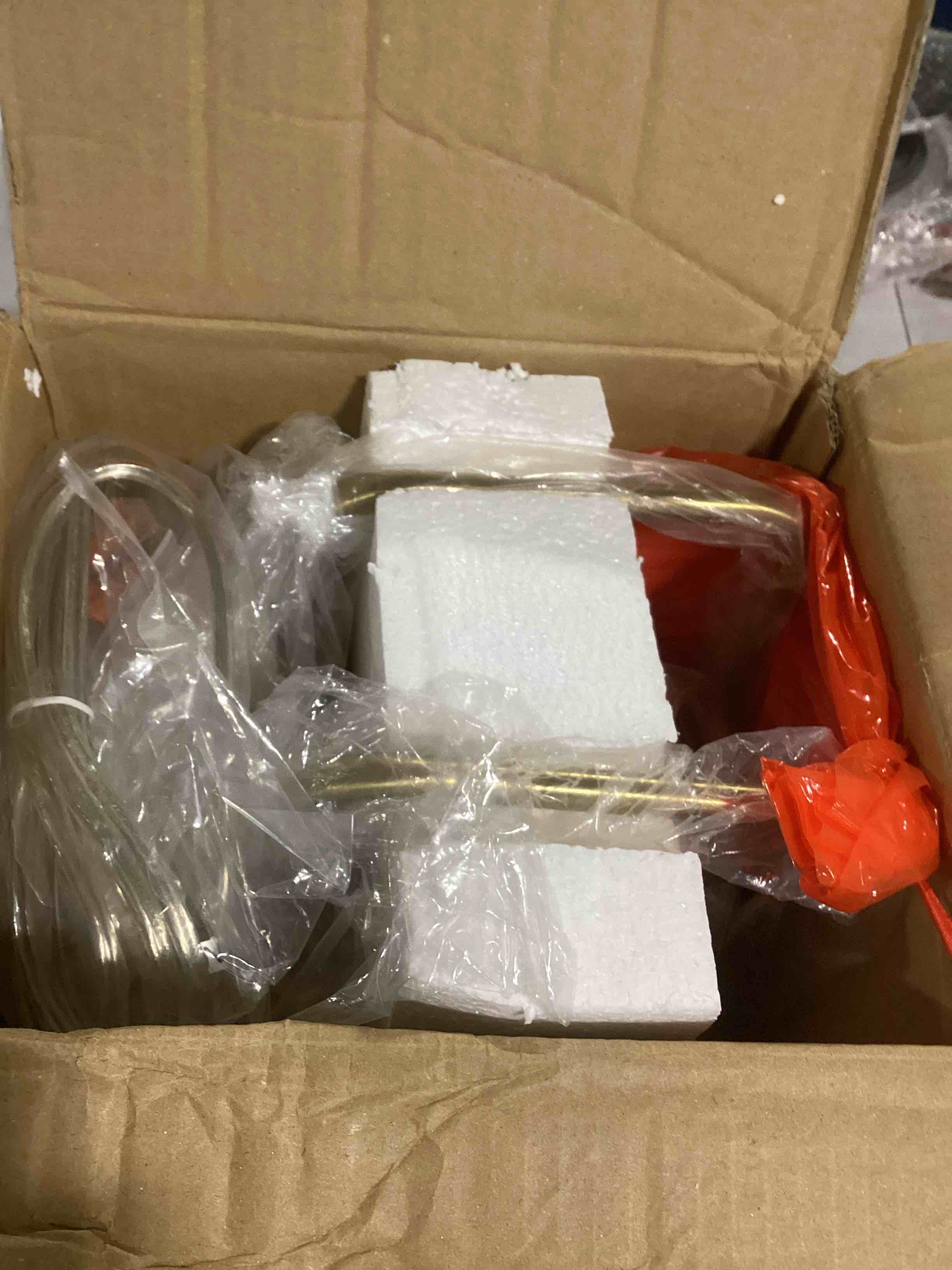 https://s3.amazonaws.com/lotting-images-prod/bidfta/PNK0032555_1731592956896.jpeg